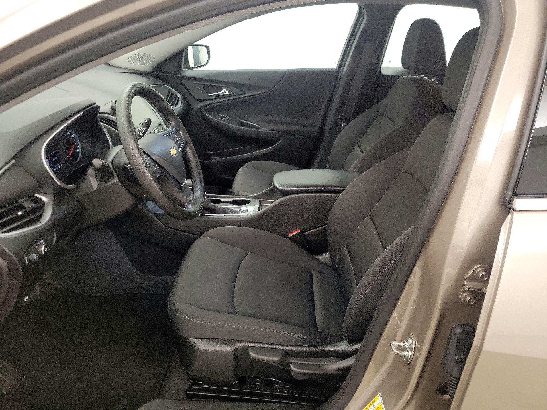 Thumbnail: 2023 Chevrolet Malibu - 11