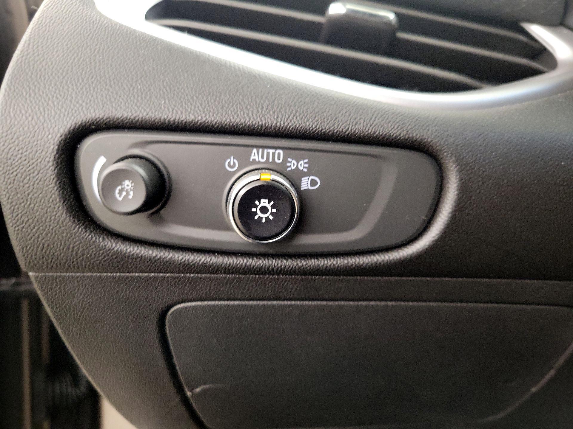 Thumbnail: 2023 Chevrolet Malibu - 13