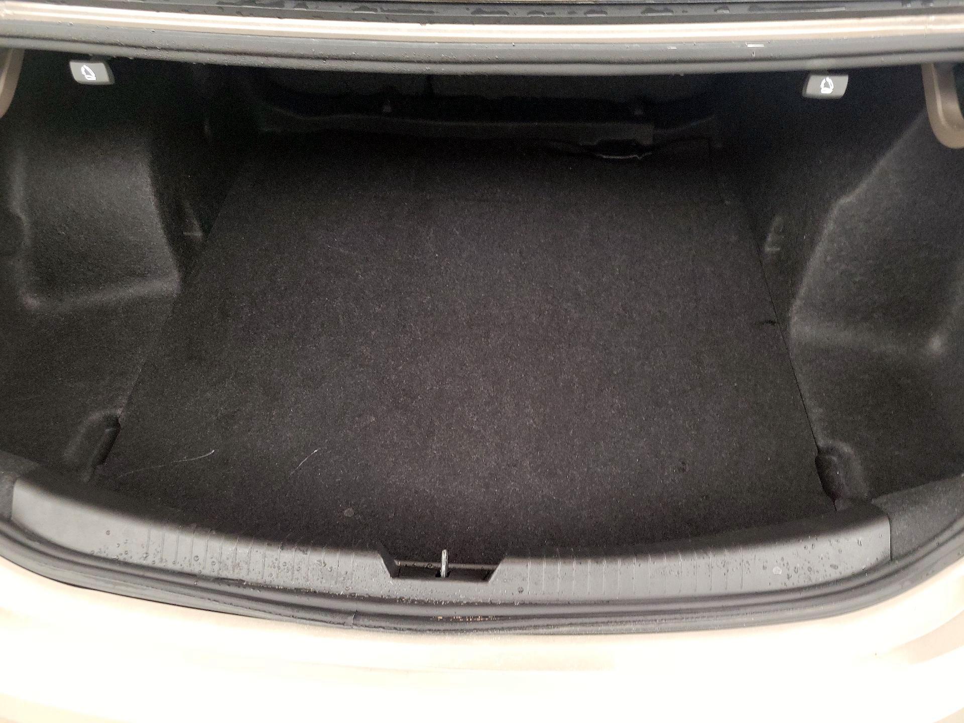 Thumbnail: 2023 Chevrolet Malibu - 20