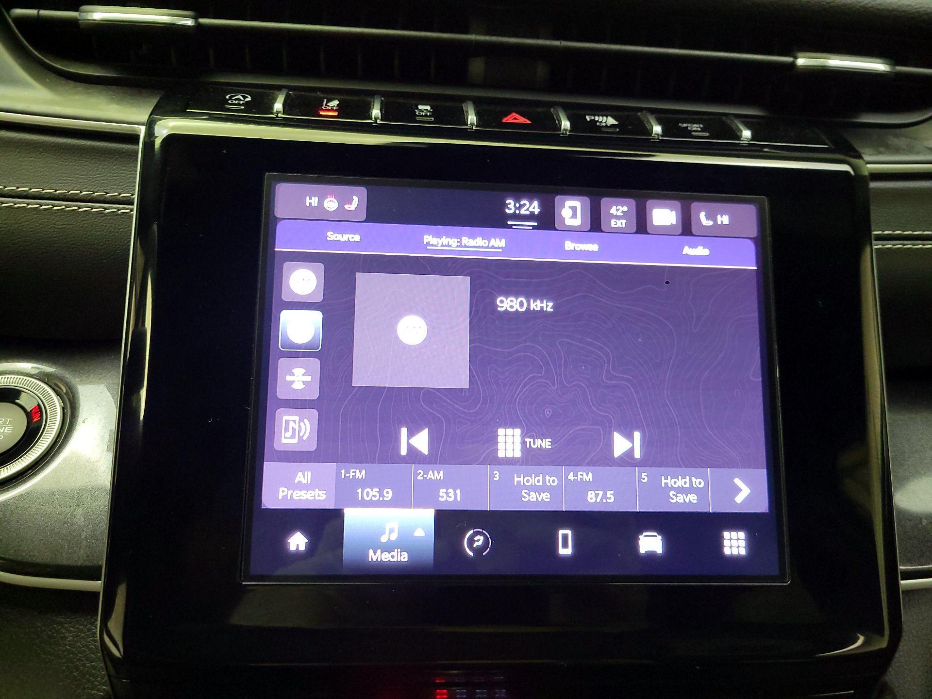 Thumbnail: 2023 Jeep Grand Cherokee - 15