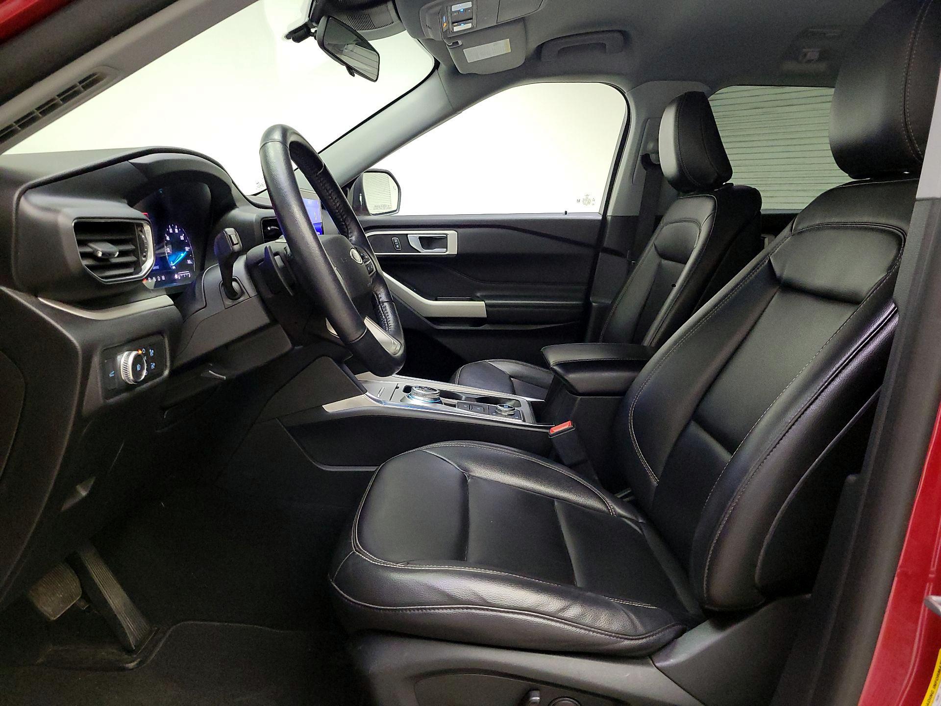 Thumbnail: 2020 Ford Explorer - 11