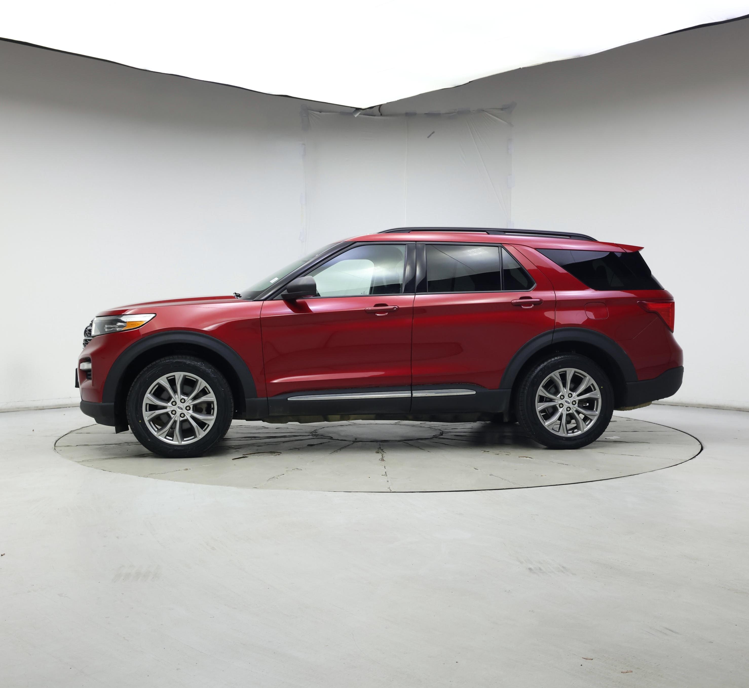 Thumbnail: 2020 Ford Explorer - 3
