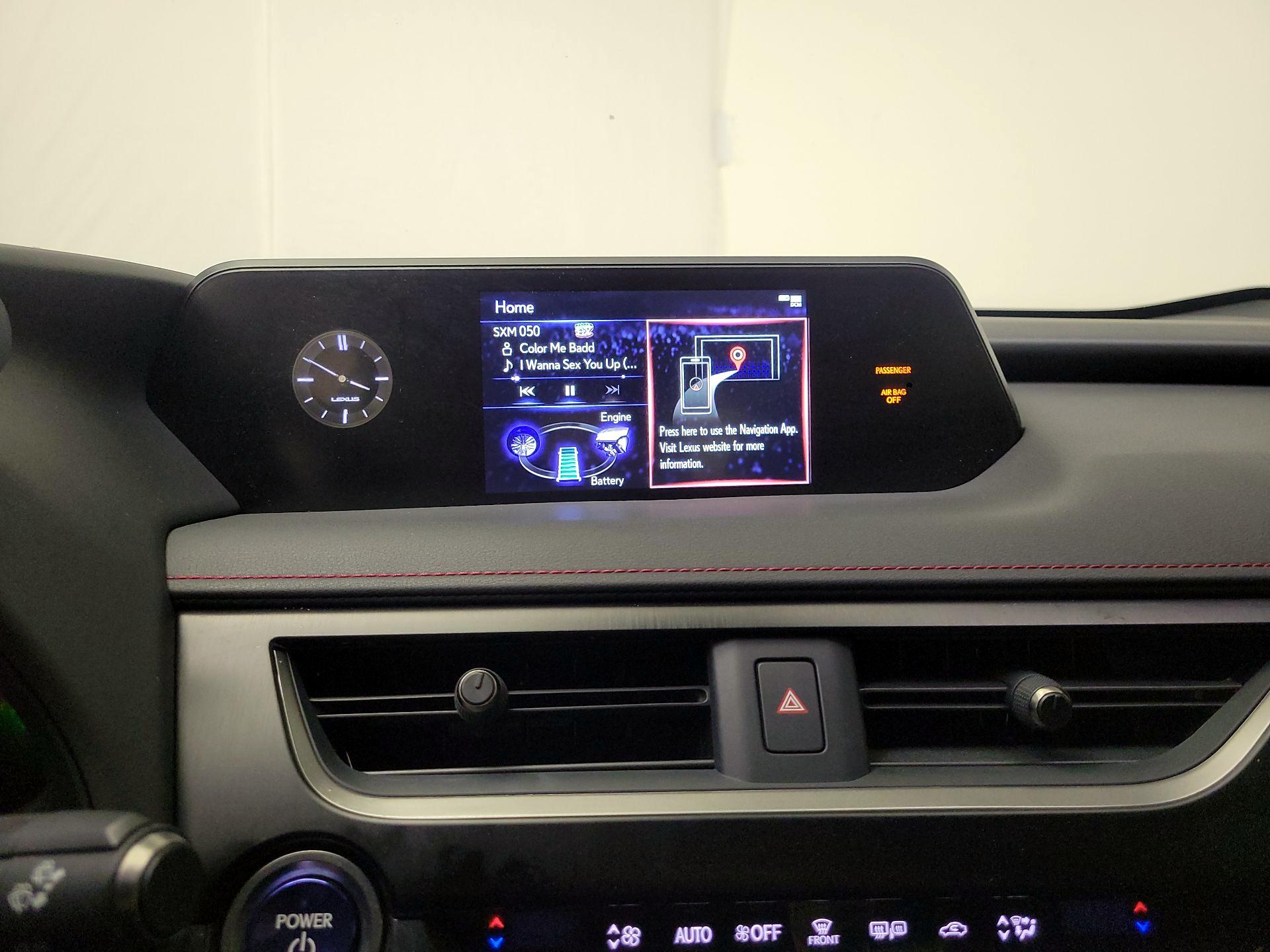 Thumbnail: 2021 Lexus UX - 15