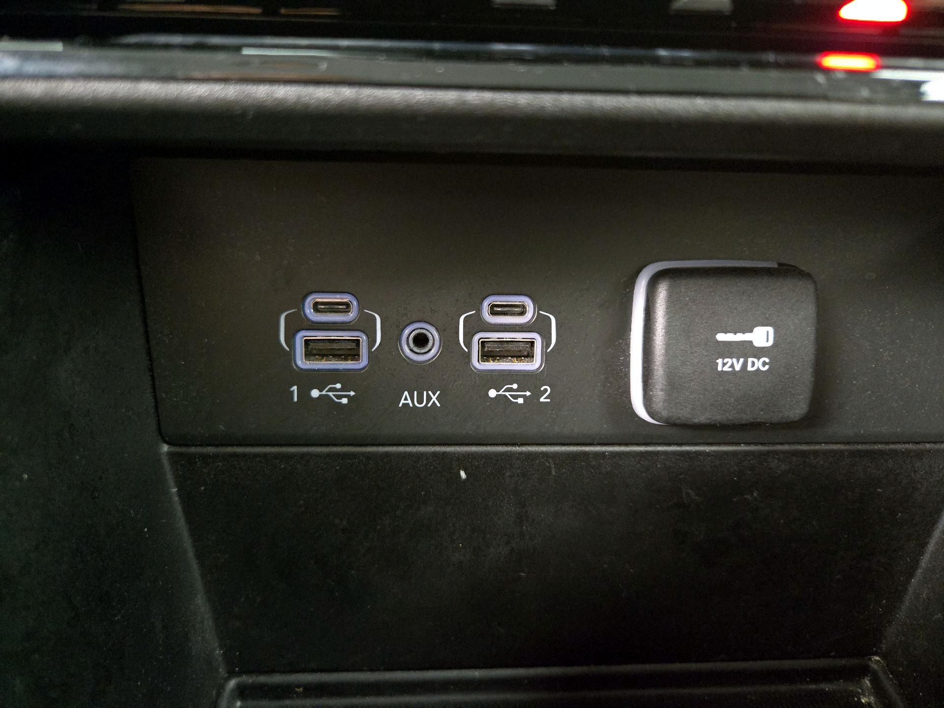 Thumbnail: 2023 Jeep Grand Cherokee - 19