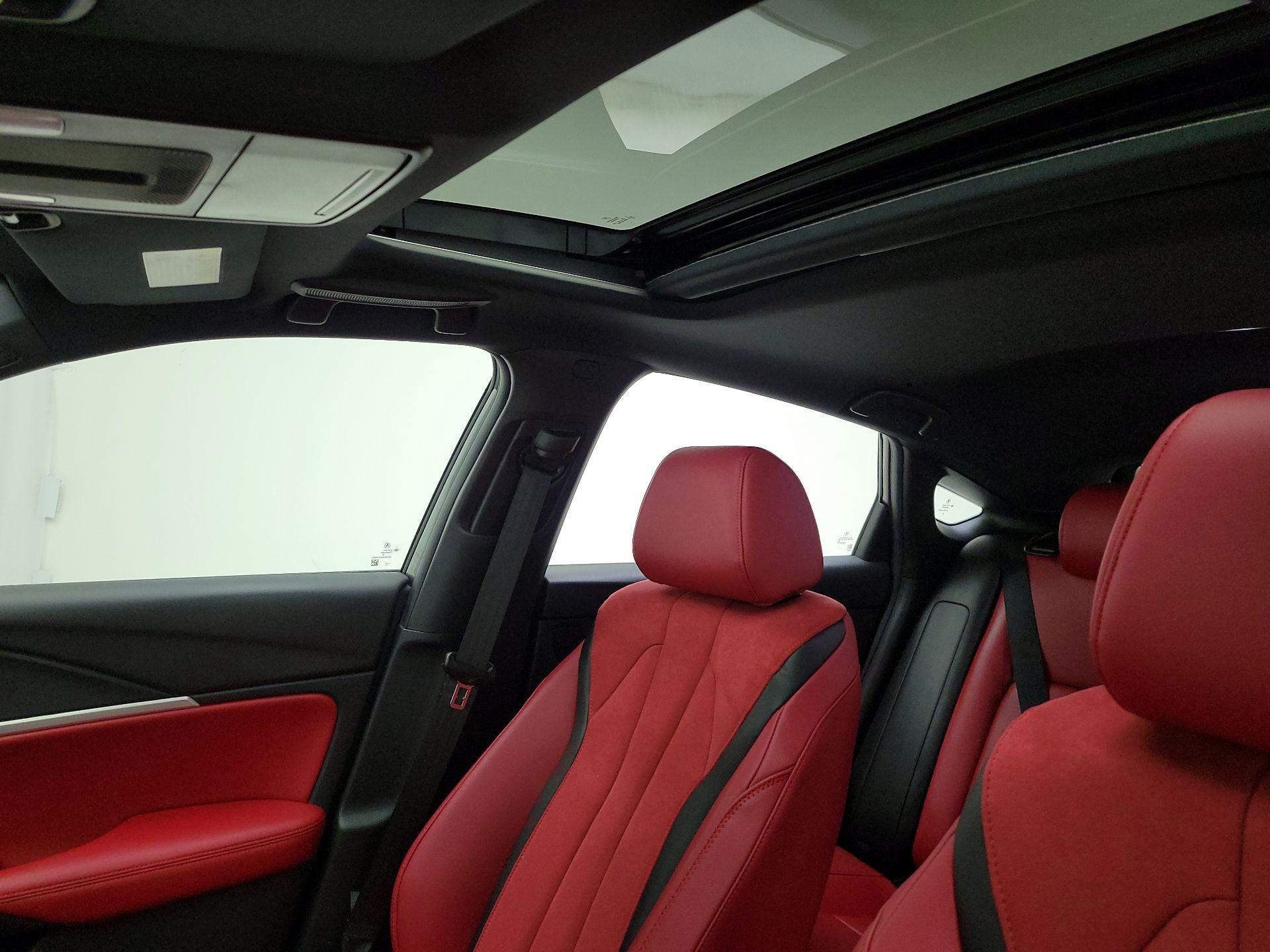 Thumbnail: 2025 Acura Integra - 20