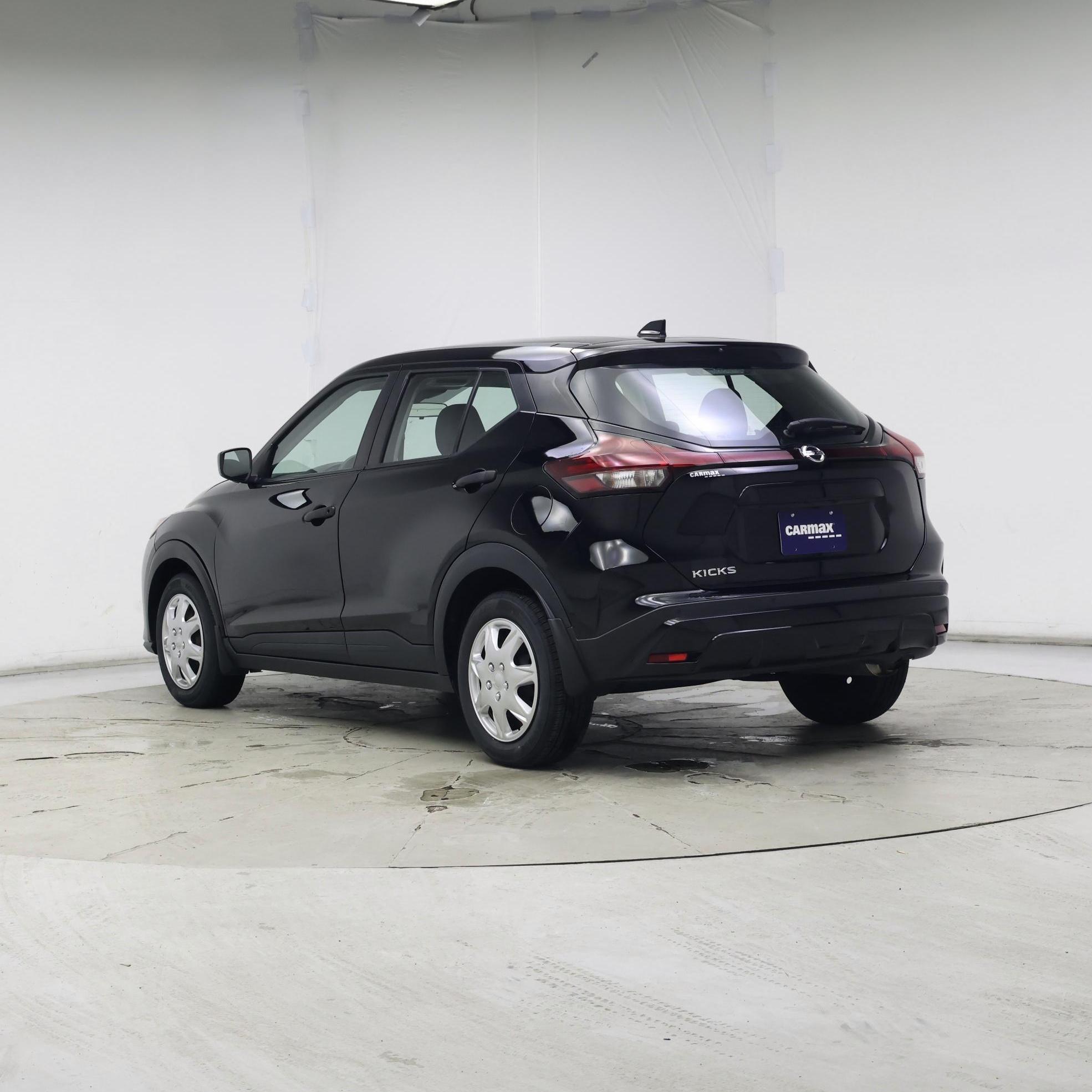 Thumbnail: 2021 Nissan Kicks - 2