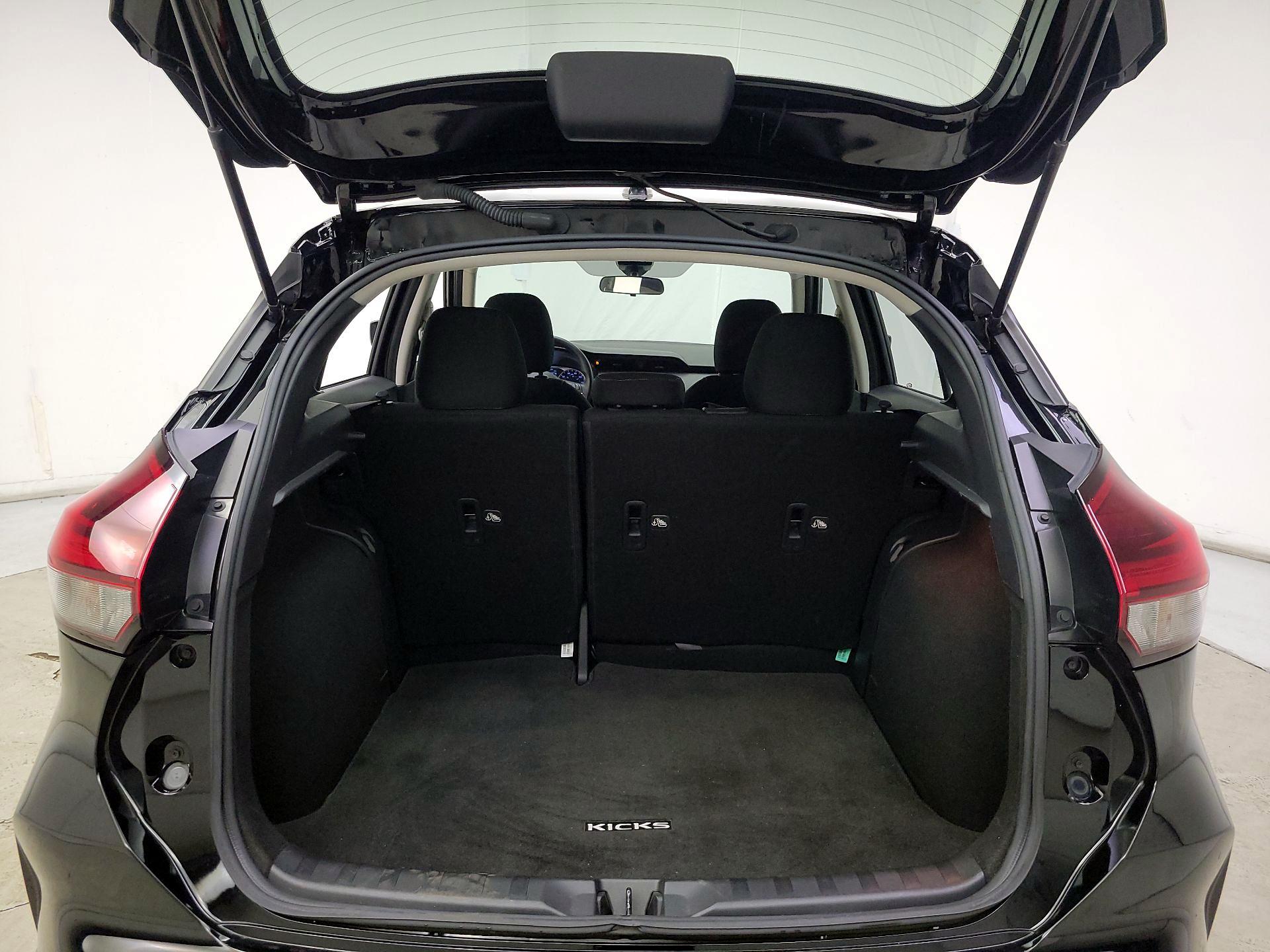 Thumbnail: 2021 Nissan Kicks - 20