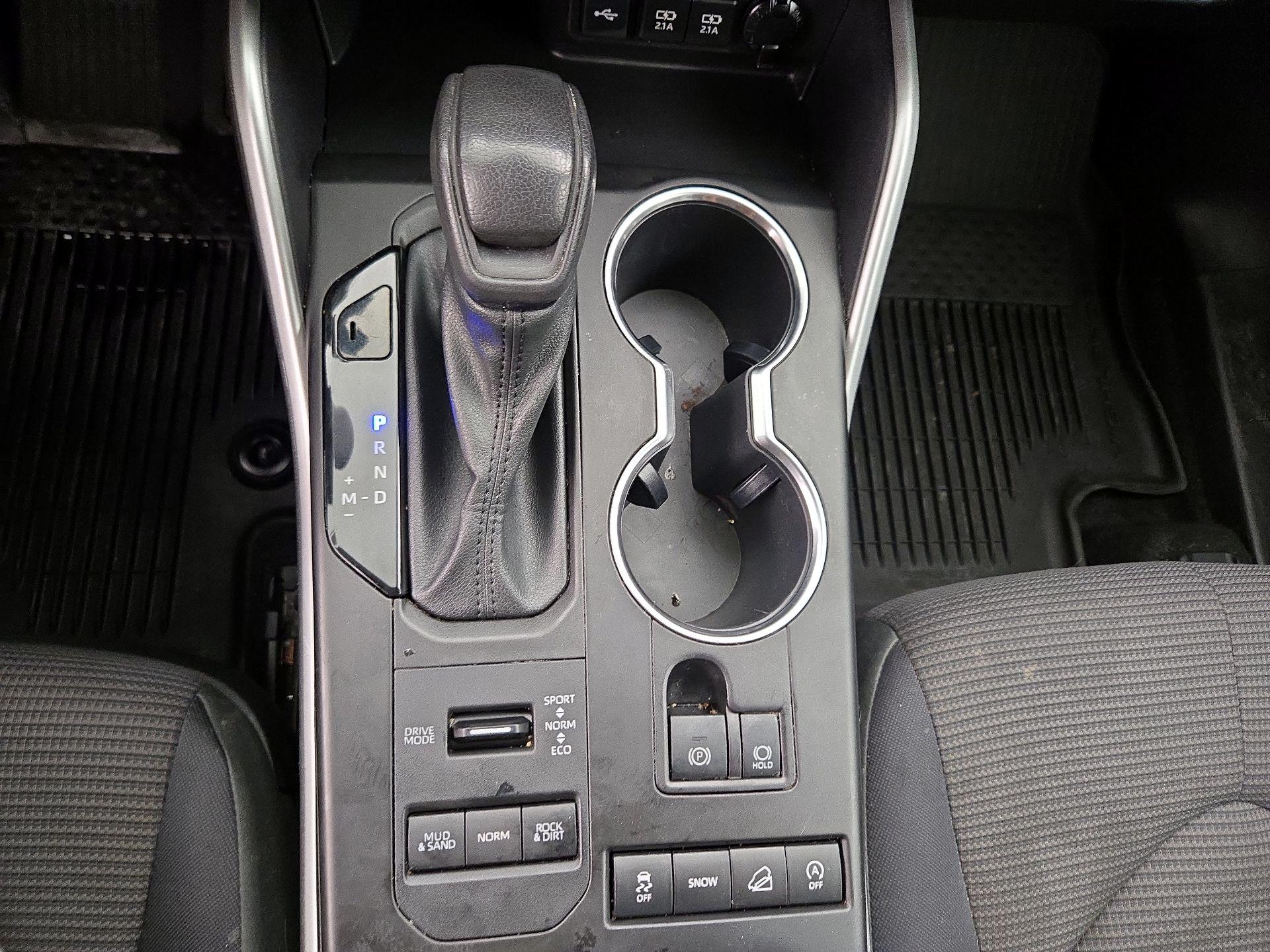 Thumbnail: 2021 Toyota Highlander - 18