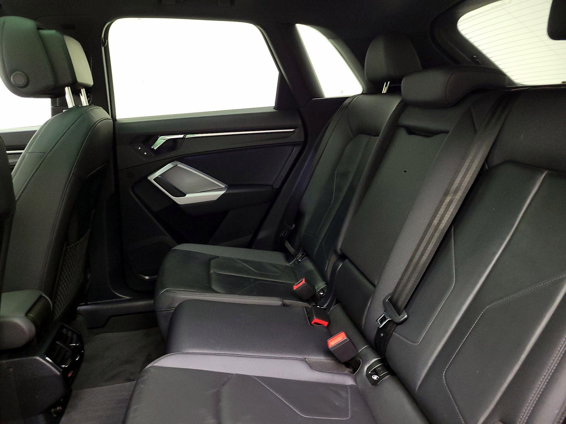 Thumbnail: 2023 Audi Q3 - 20