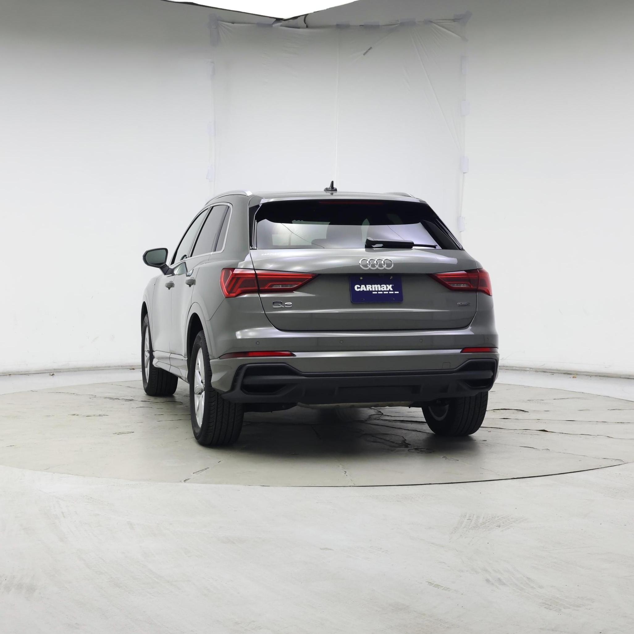 Thumbnail: 2023 Audi Q3 - 6