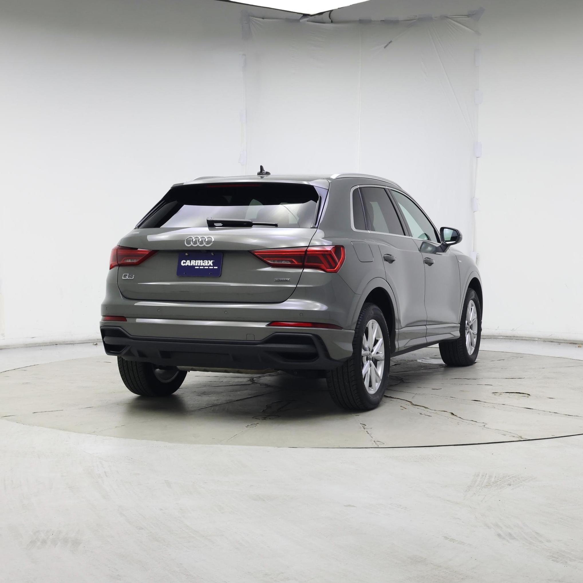 Thumbnail: 2023 Audi Q3 - 8