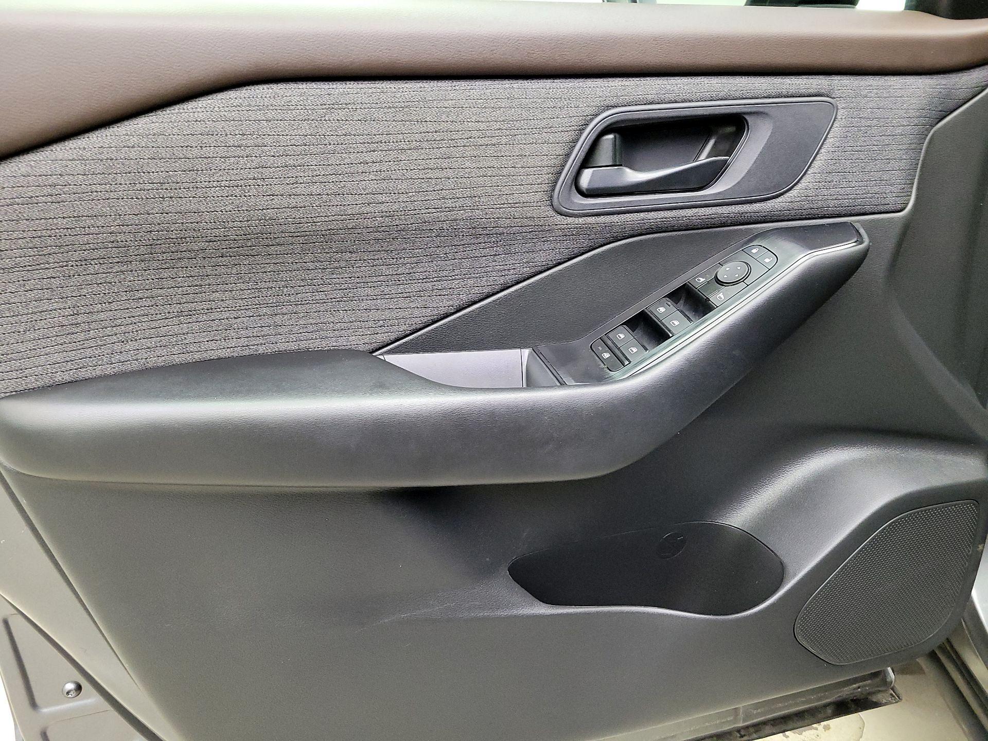 Thumbnail: 2023 Nissan Rogue - 12