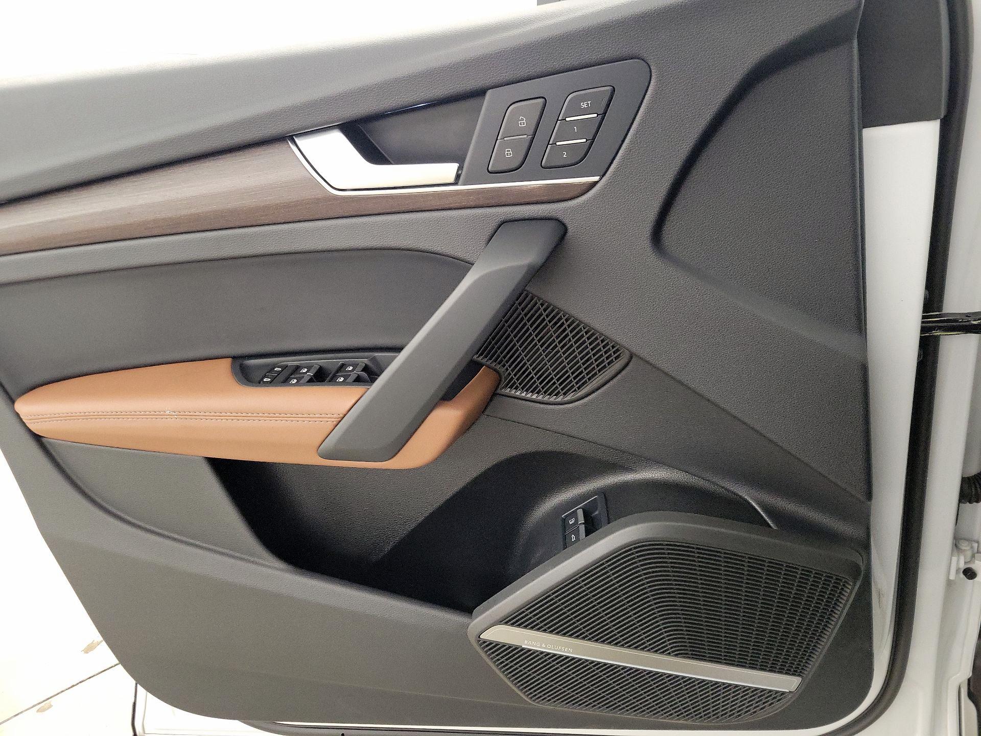 Thumbnail: 2024 Audi Q5 - 12