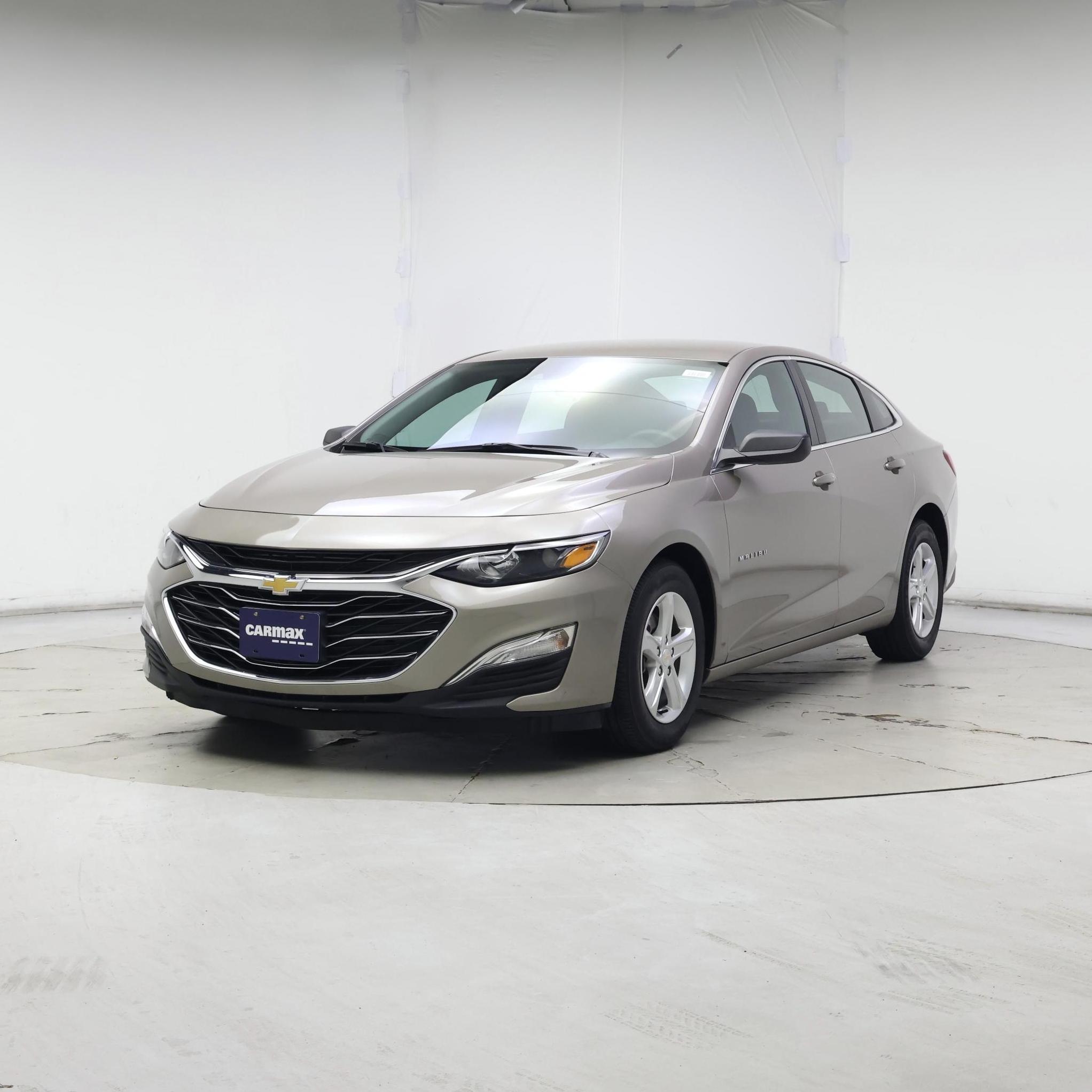 Thumbnail: 2023 Chevrolet Malibu - 4