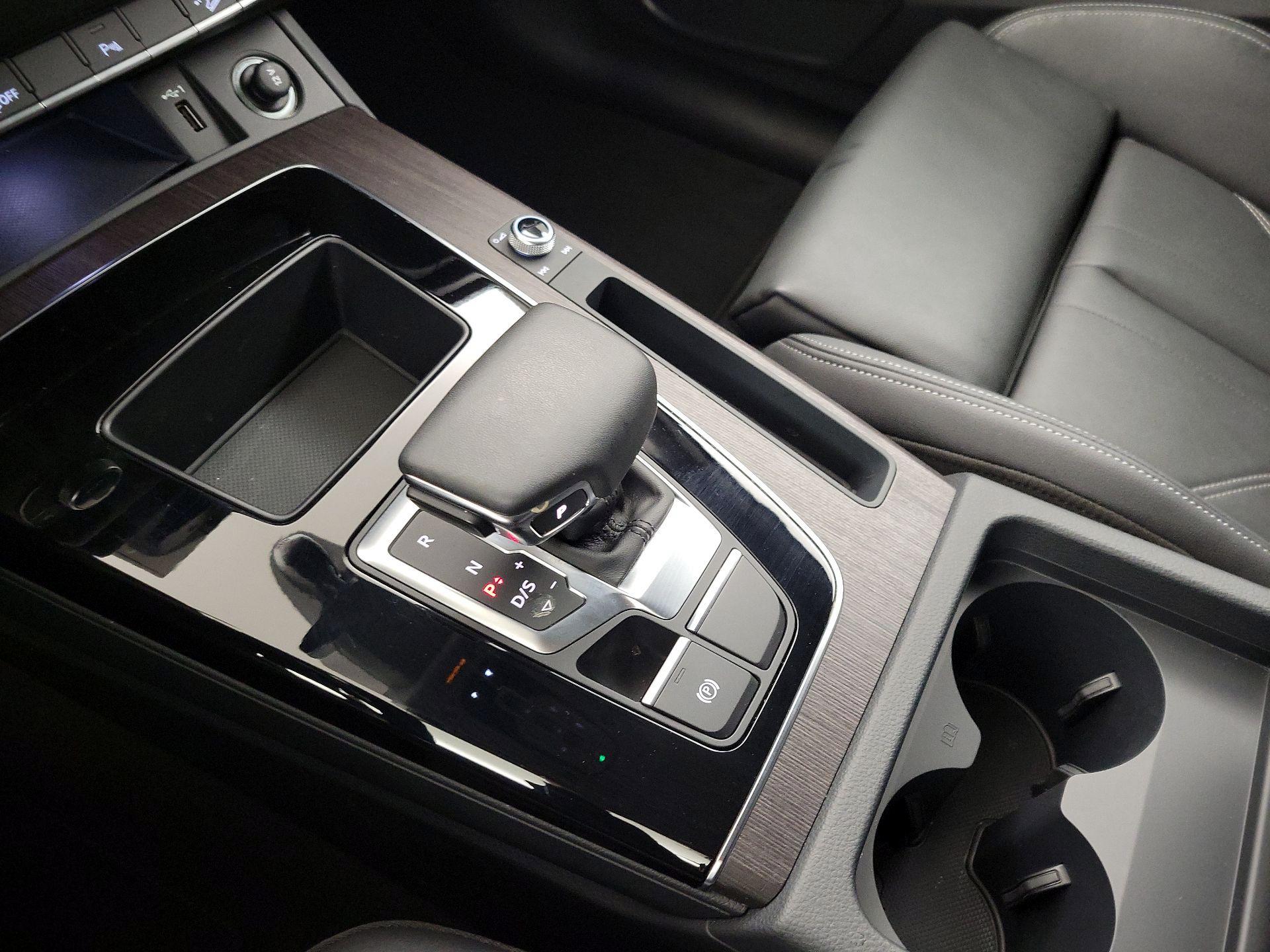 Thumbnail: 2024 Audi Q5 - 17