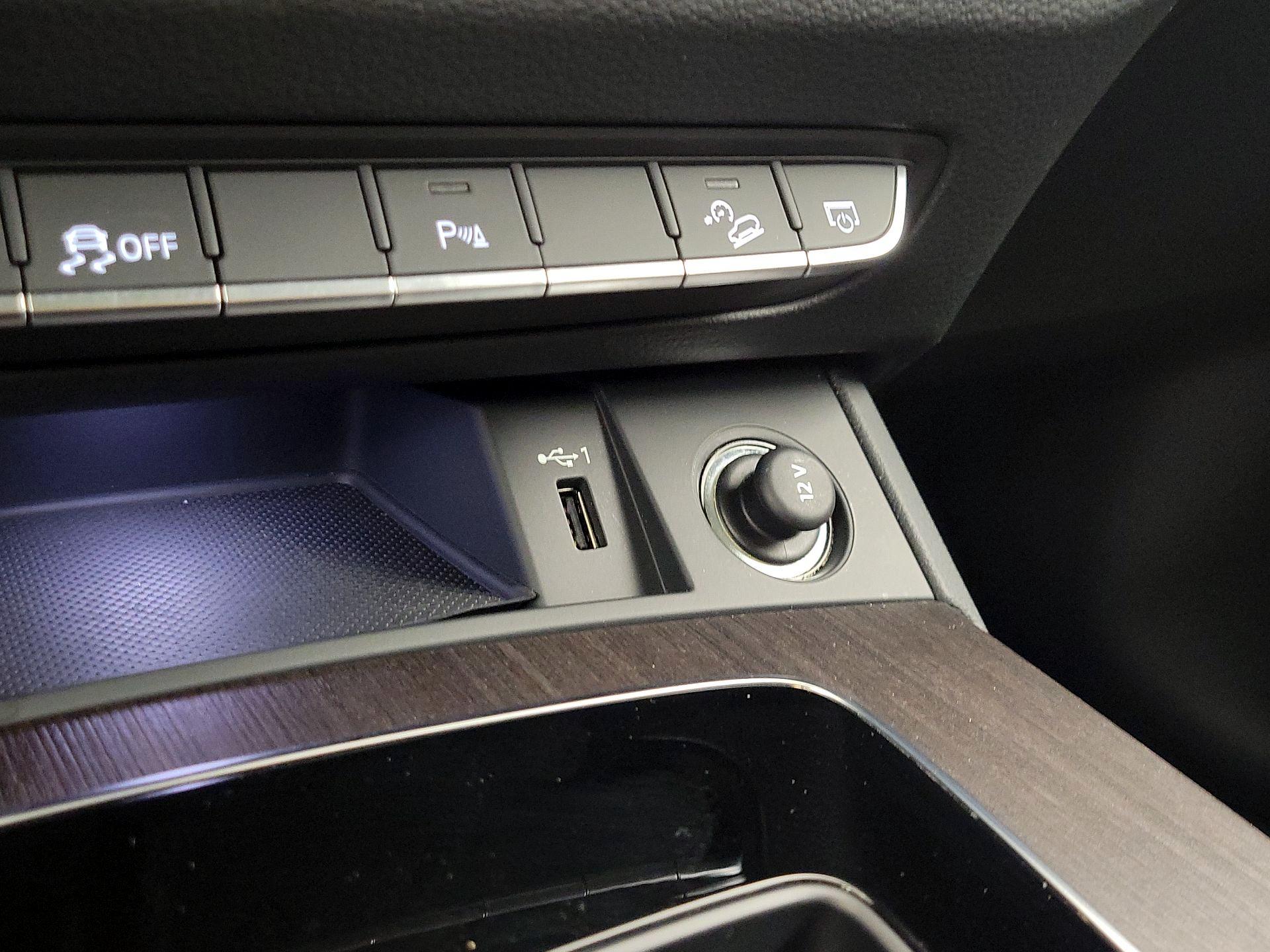 Thumbnail: 2024 Audi Q5 - 18