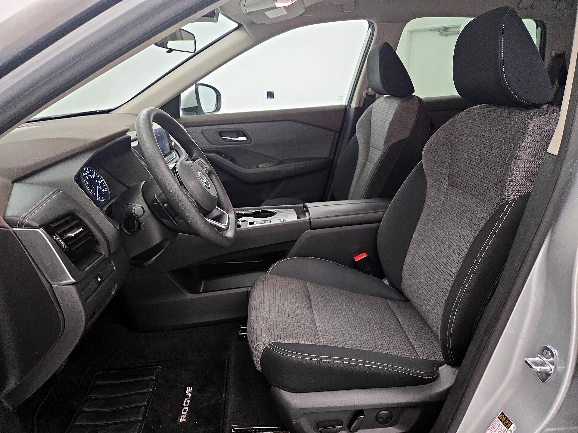 Thumbnail: 2022 Nissan Rogue - 11