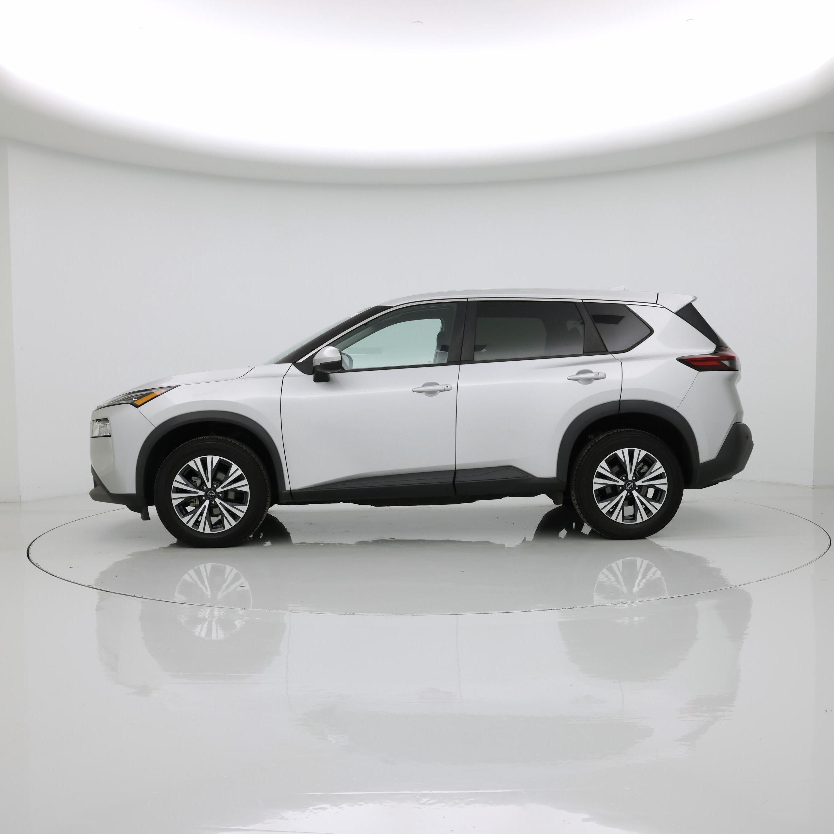 Thumbnail: 2022 Nissan Rogue - 3