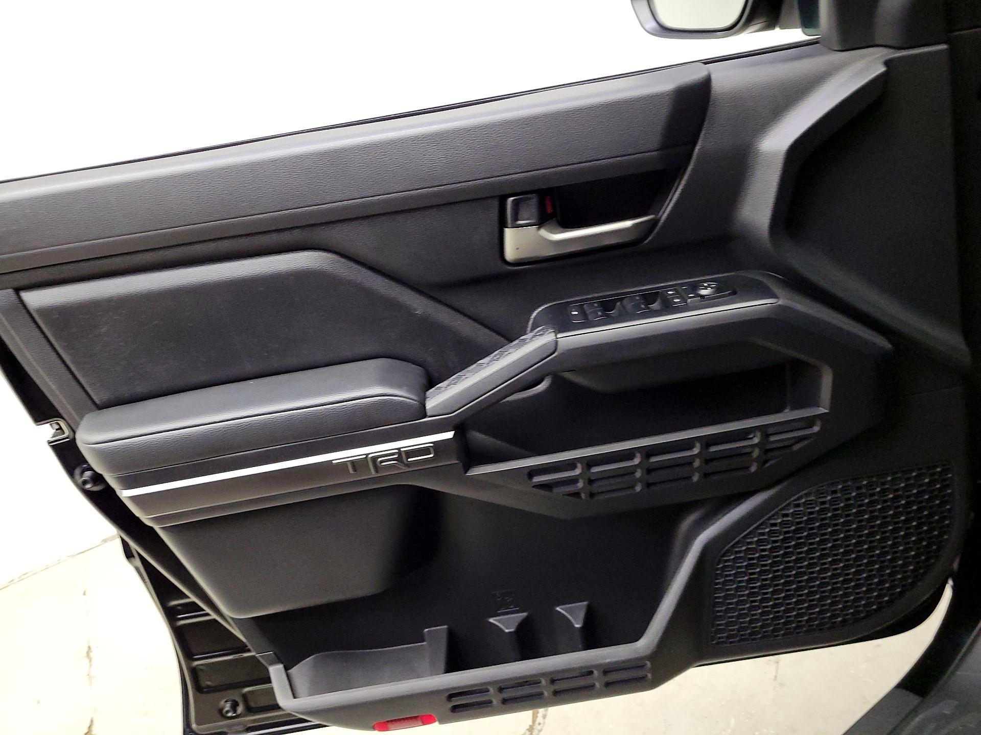 Thumbnail: 2025 Toyota Tacoma - 12