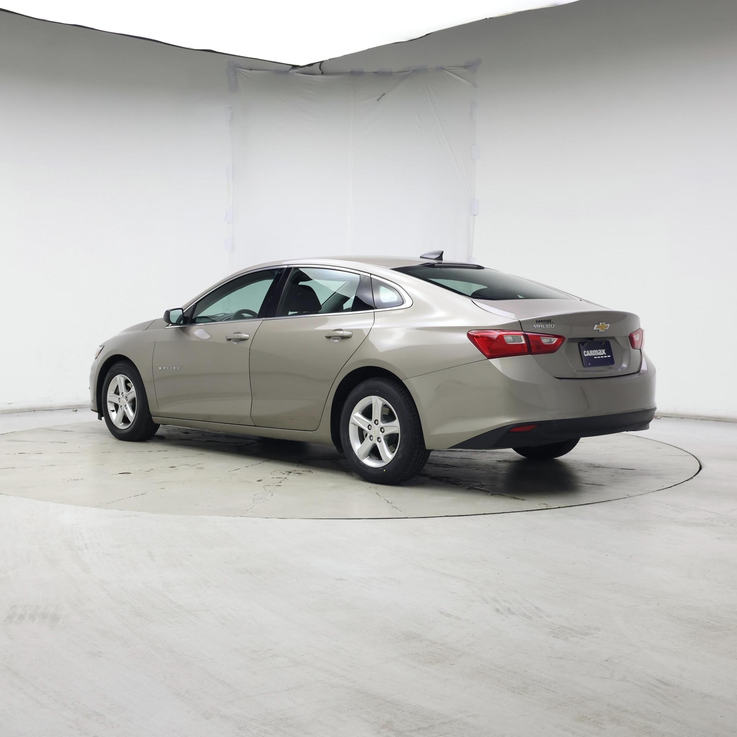 Thumbnail: 2023 Chevrolet Malibu - 2