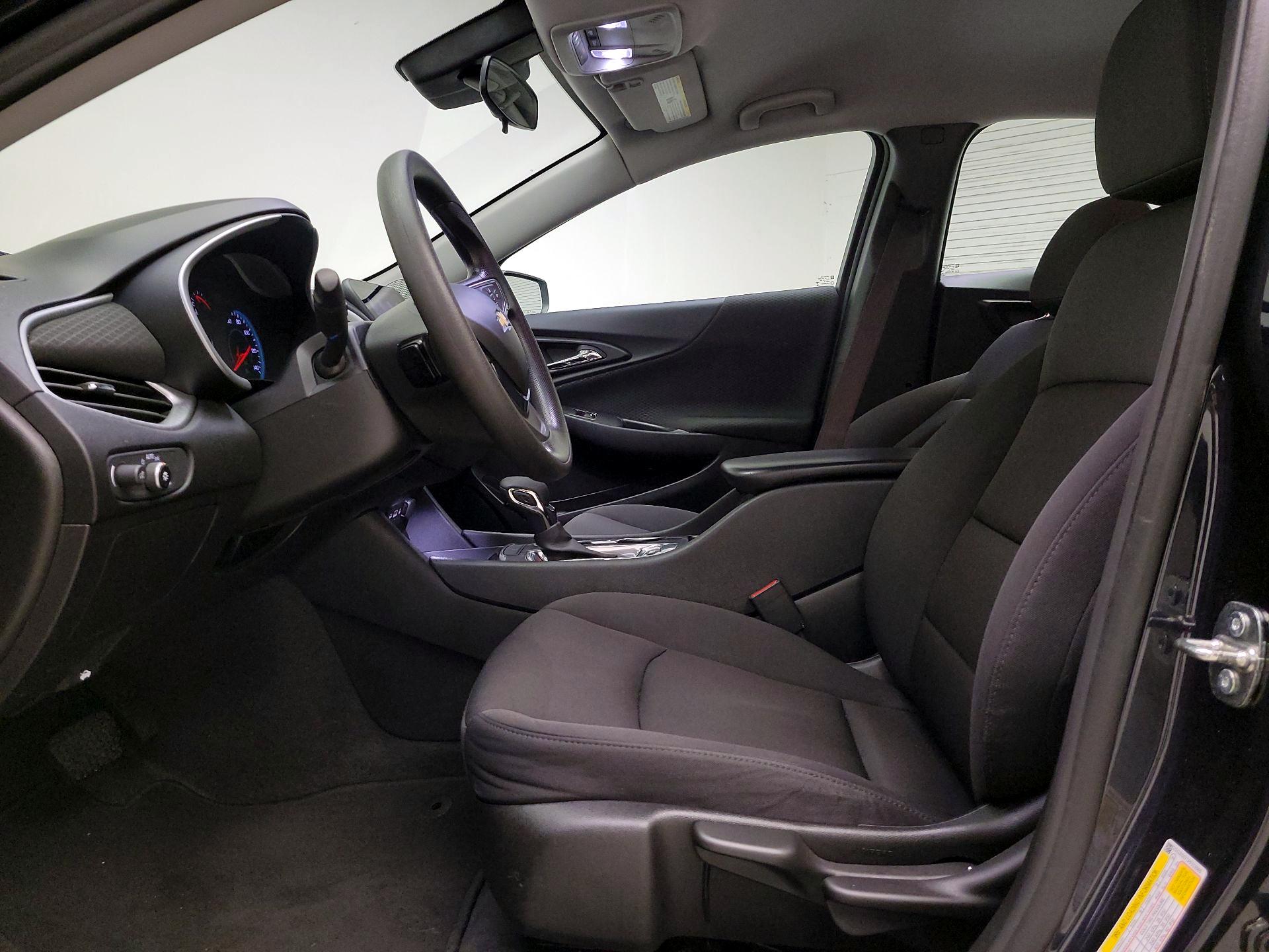 Thumbnail: 2023 Chevrolet Malibu - 11