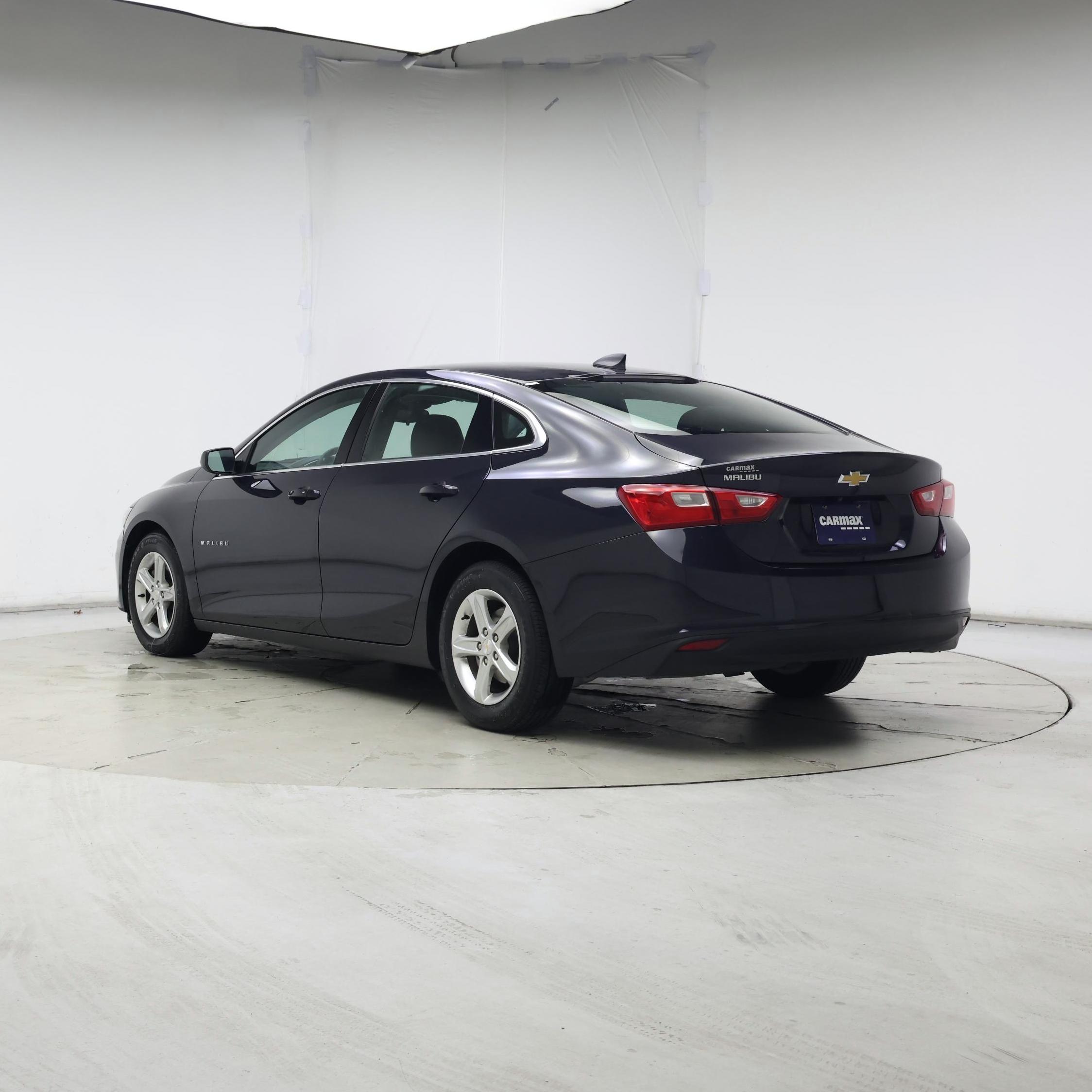 Thumbnail: 2023 Chevrolet Malibu - 2