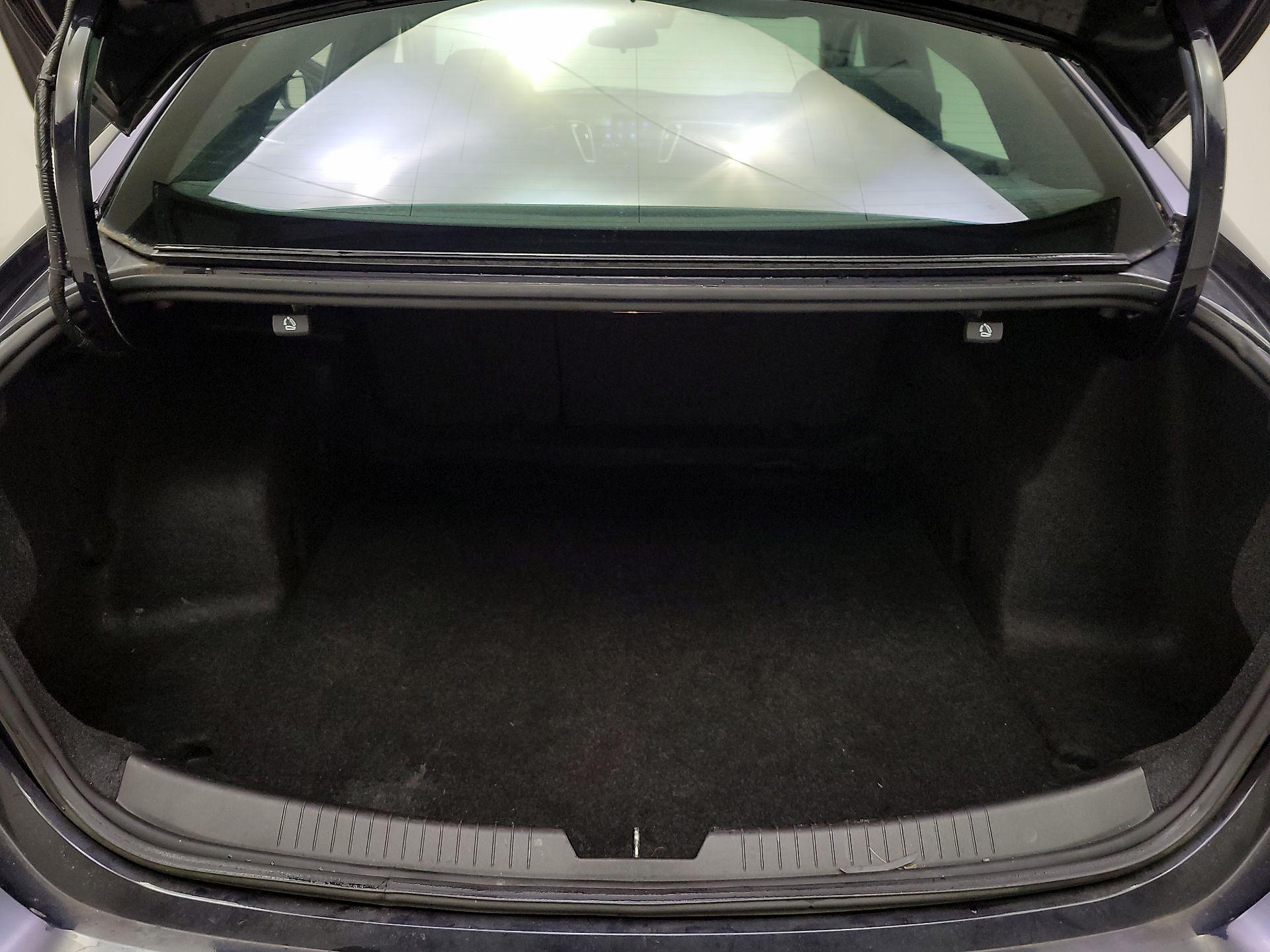 Thumbnail: 2023 Chevrolet Malibu - 20