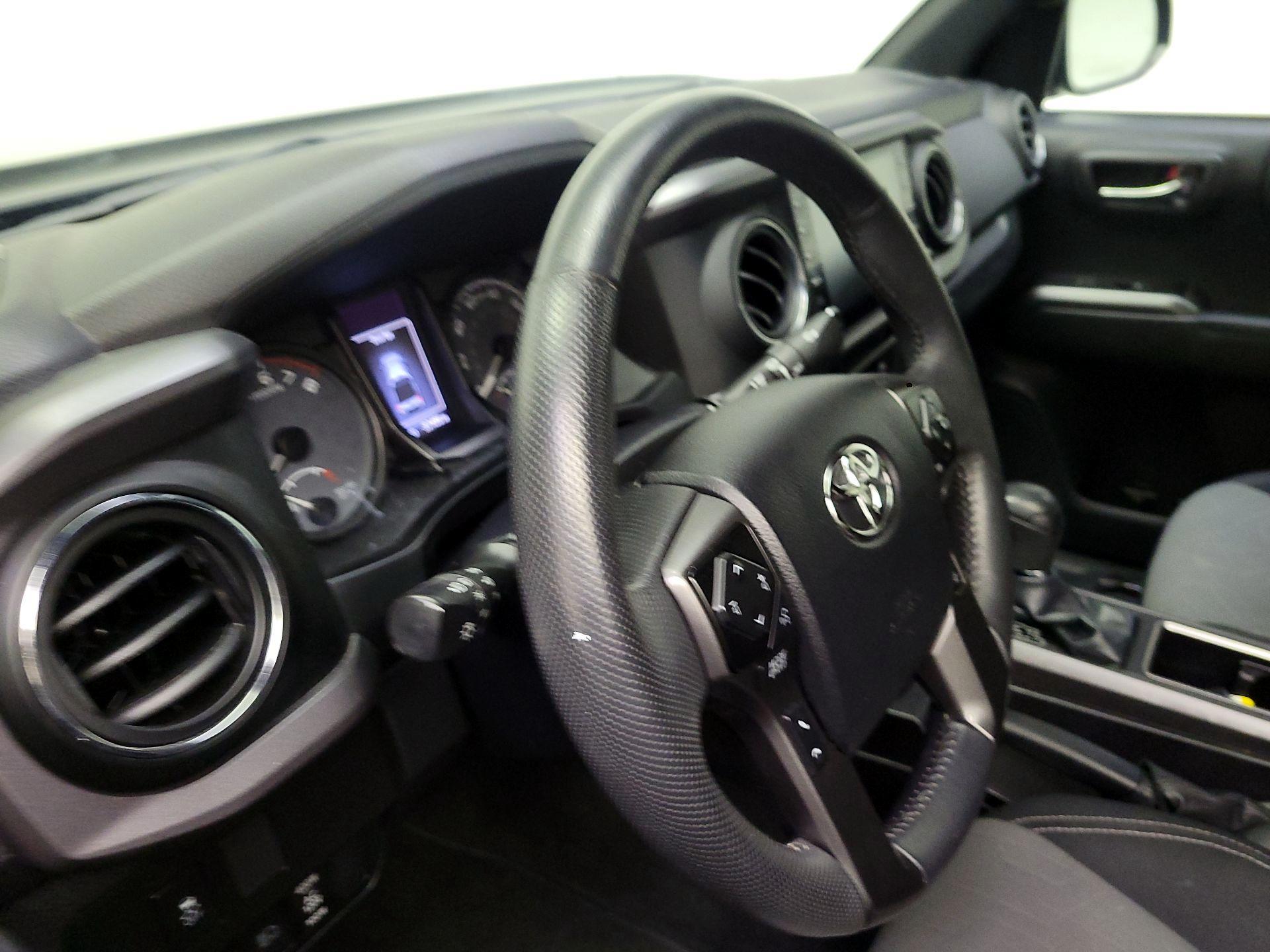 Thumbnail: 2023 Toyota Tacoma - 9