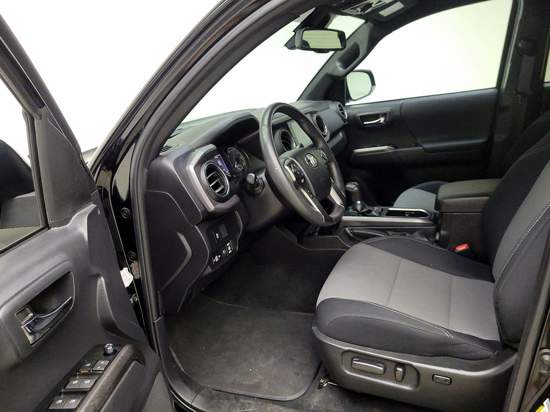 Thumbnail: 2023 Toyota Tacoma - 11