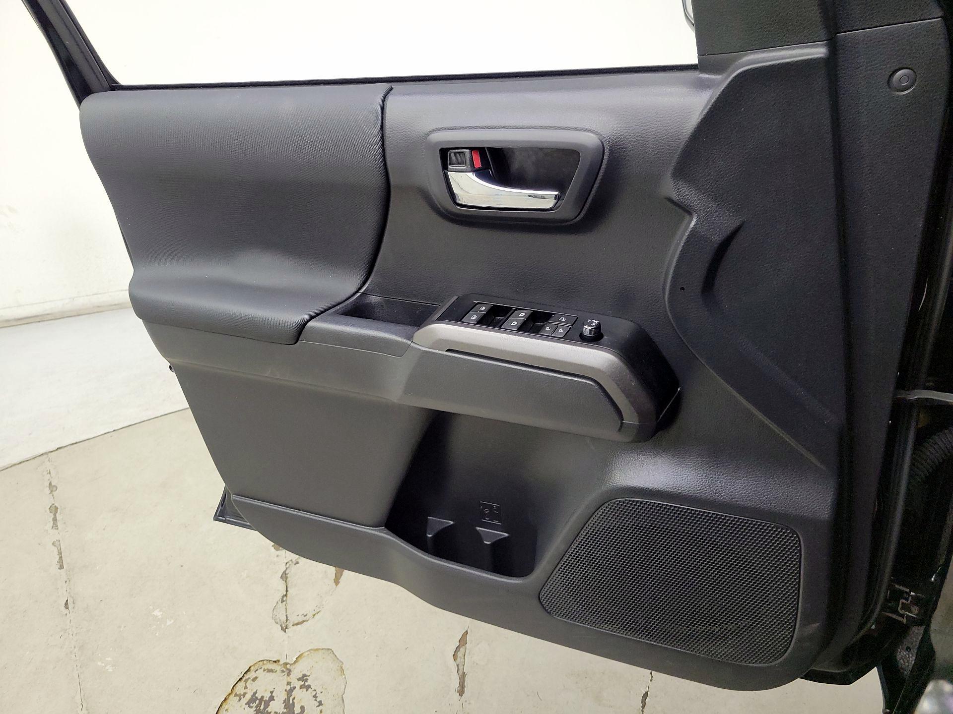 Thumbnail: 2023 Toyota Tacoma - 12