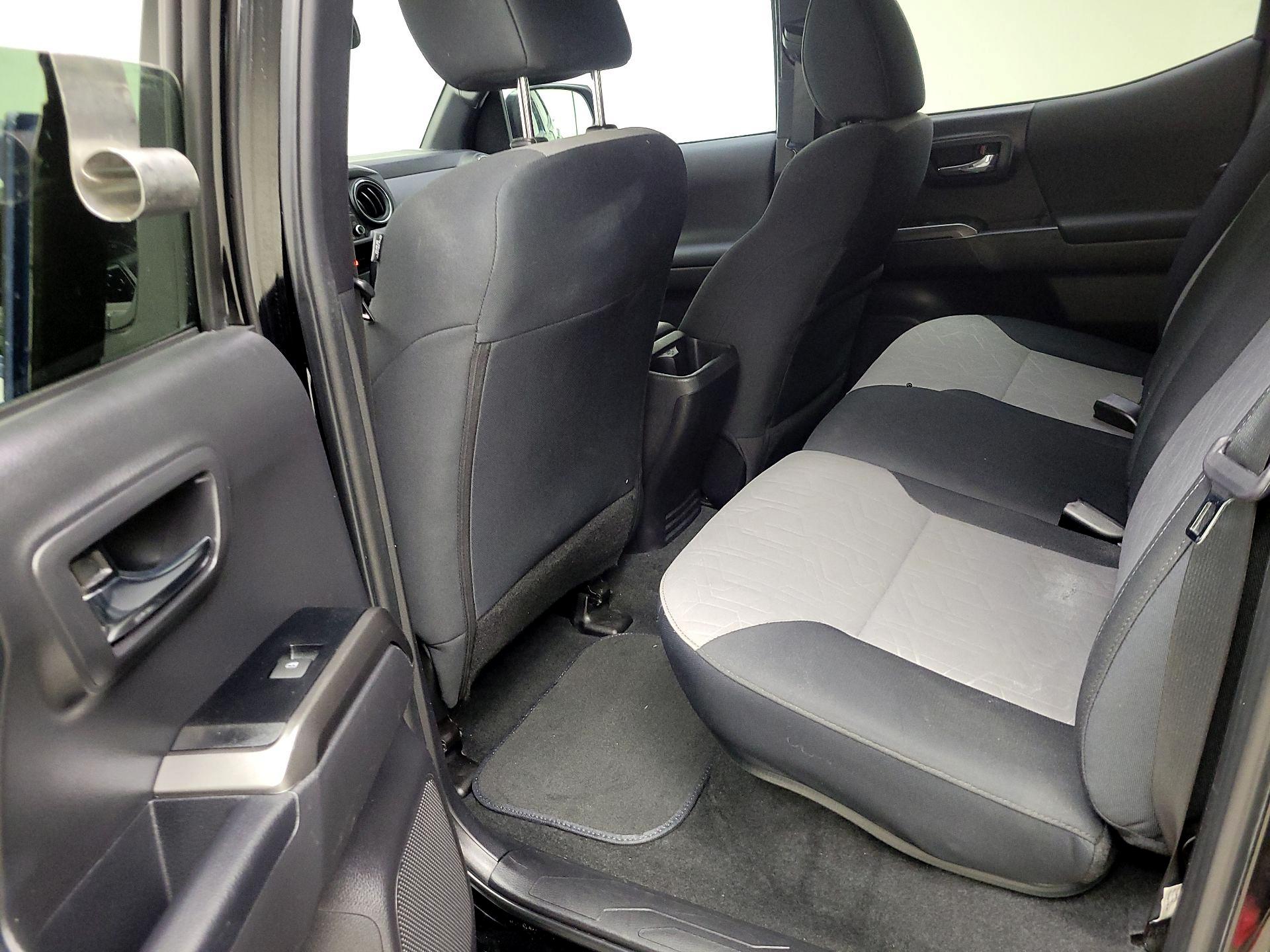 Thumbnail: 2023 Toyota Tacoma - 19