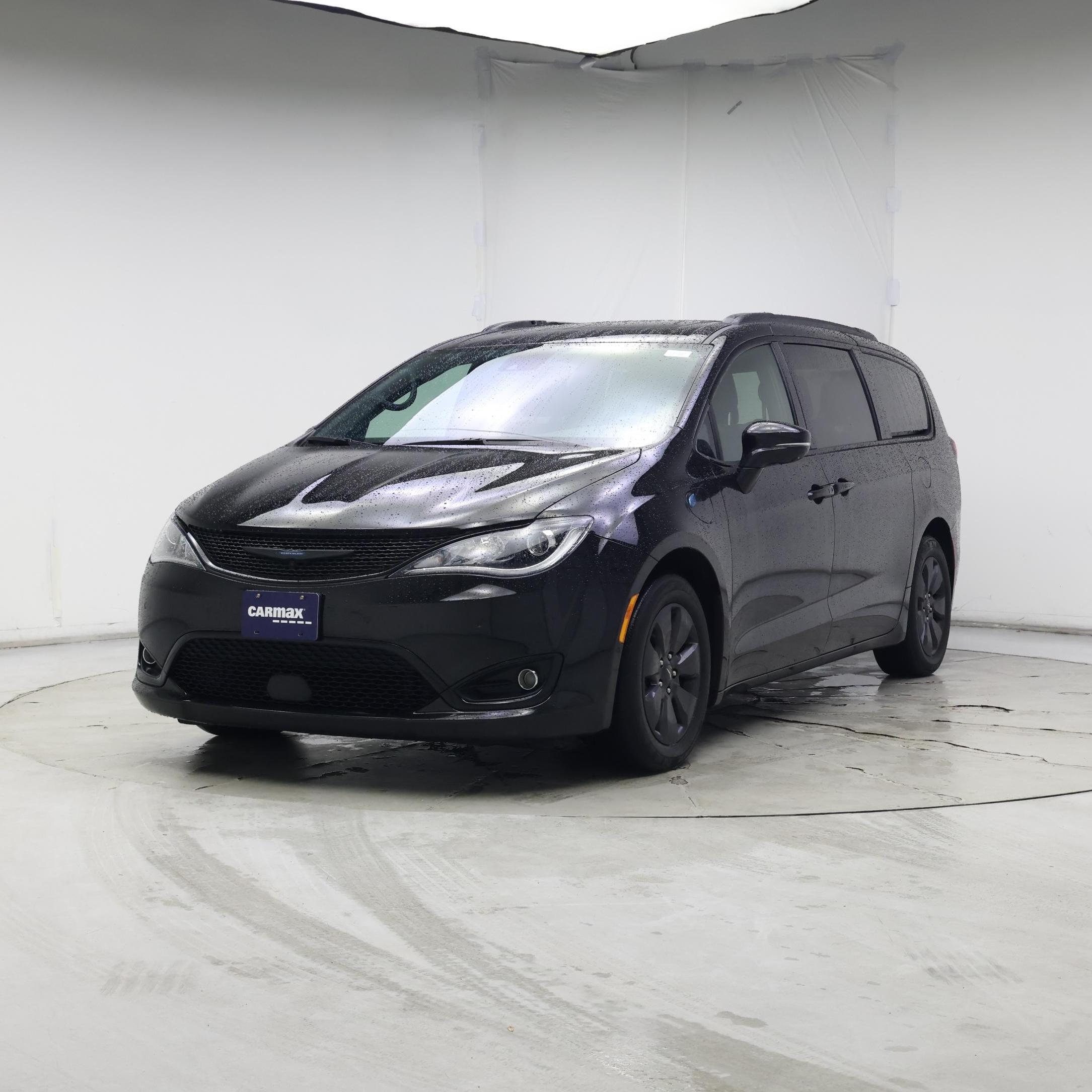 Thumbnail: 2020 Chrysler Pacifica - 4
