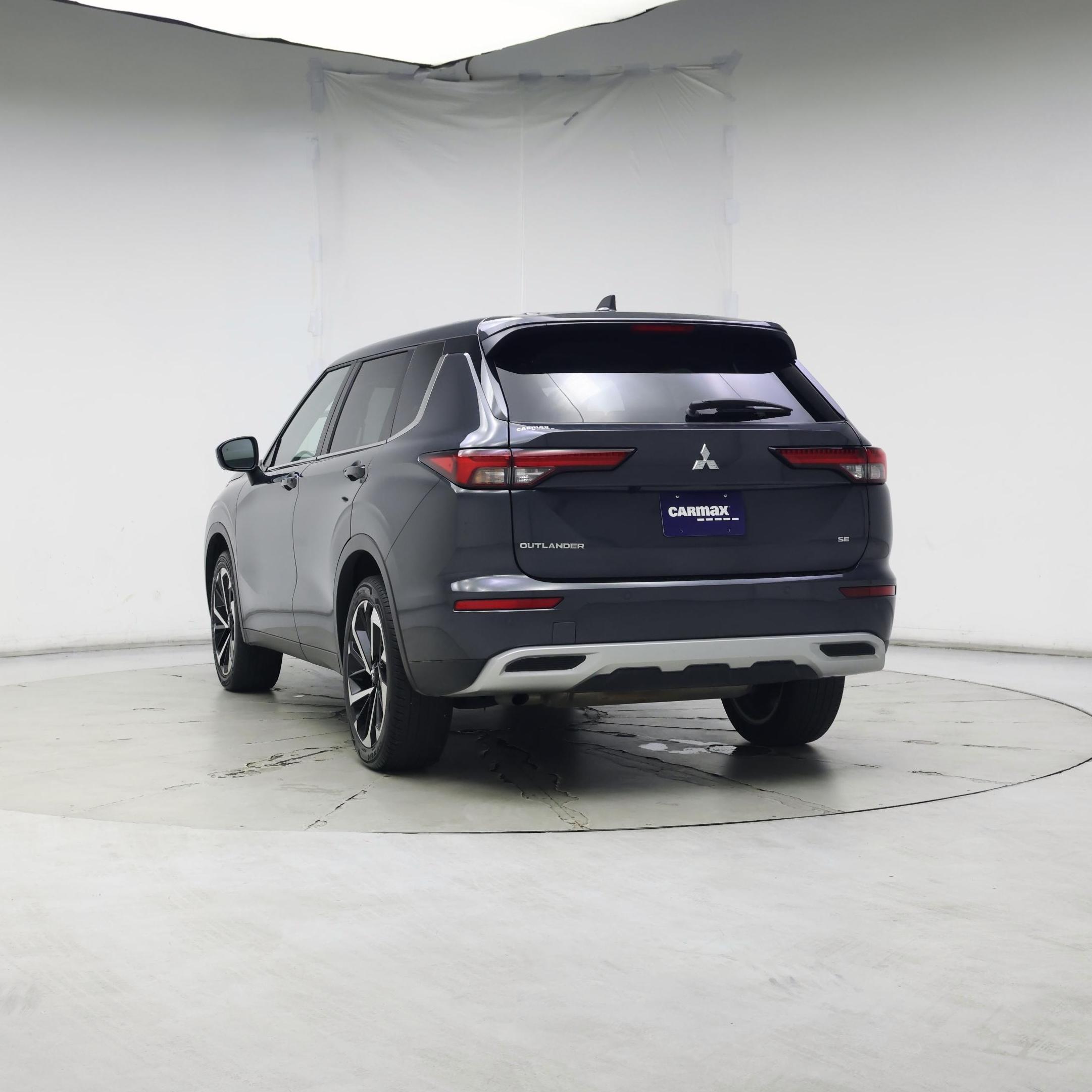 Thumbnail: 2024 Mitsubishi Outlander - 6