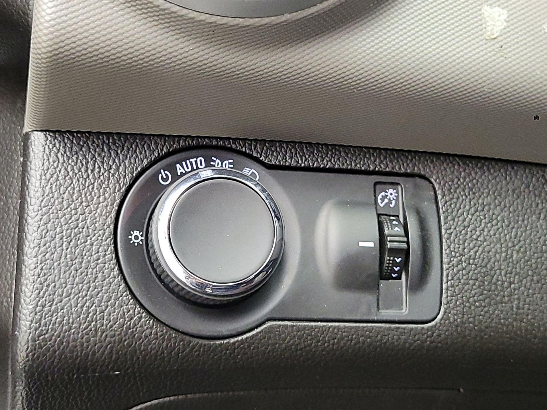 Thumbnail: 2020 Chevrolet Sonic - 13