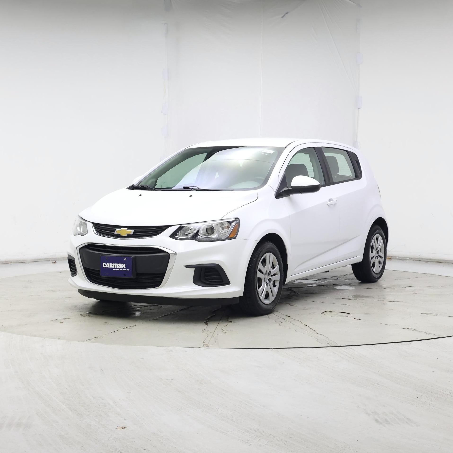 Thumbnail: 2020 Chevrolet Sonic - 4