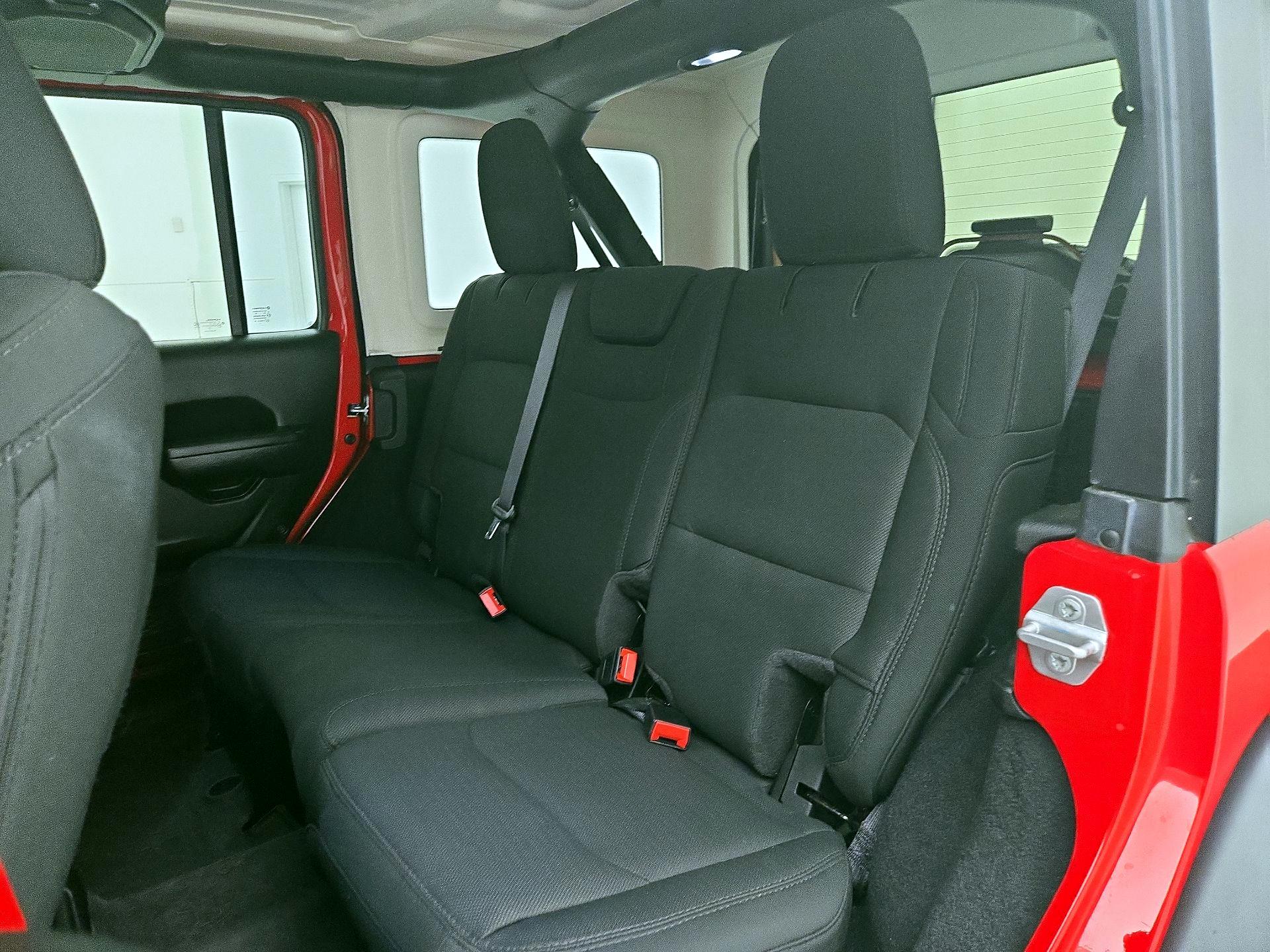 Thumbnail: 2022 Jeep Wrangler - 20