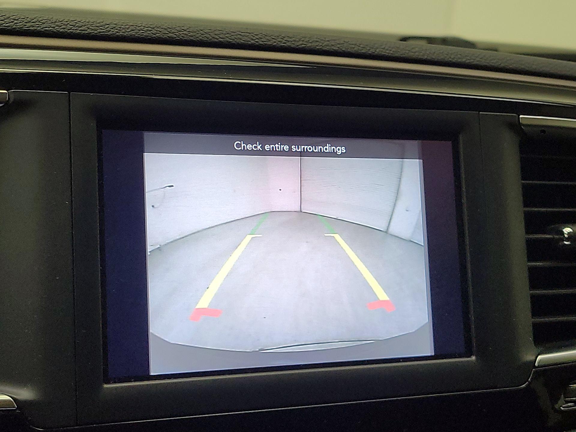 Thumbnail: 2020 Chrysler Voyager - 14