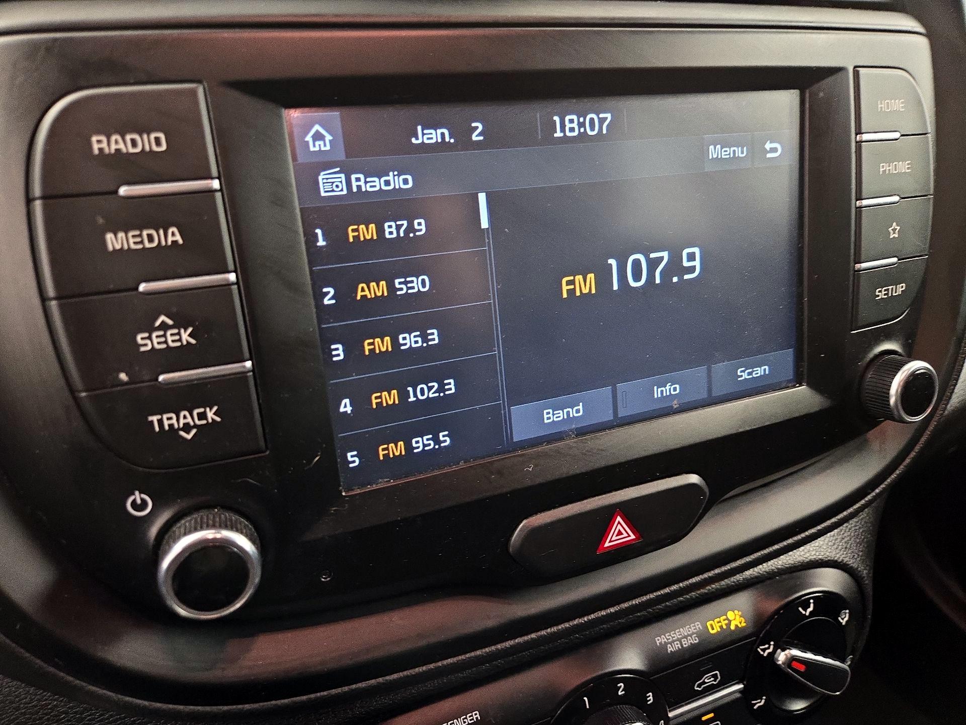 Thumbnail: 2020 Kia Soul - 15