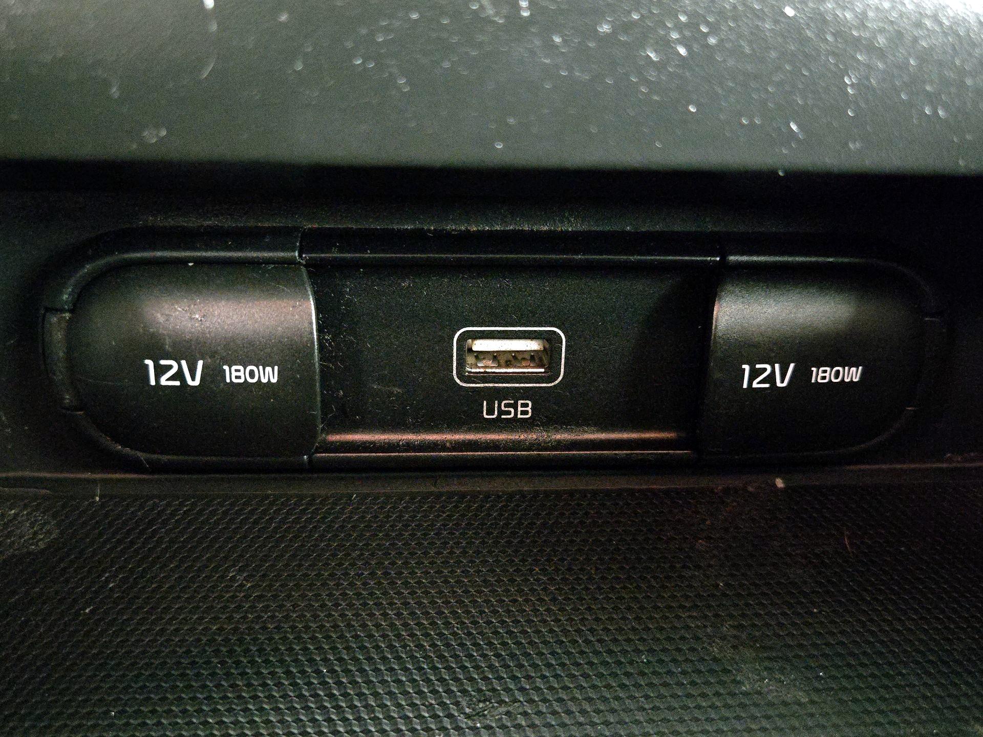 Thumbnail: 2020 Kia Soul - 18