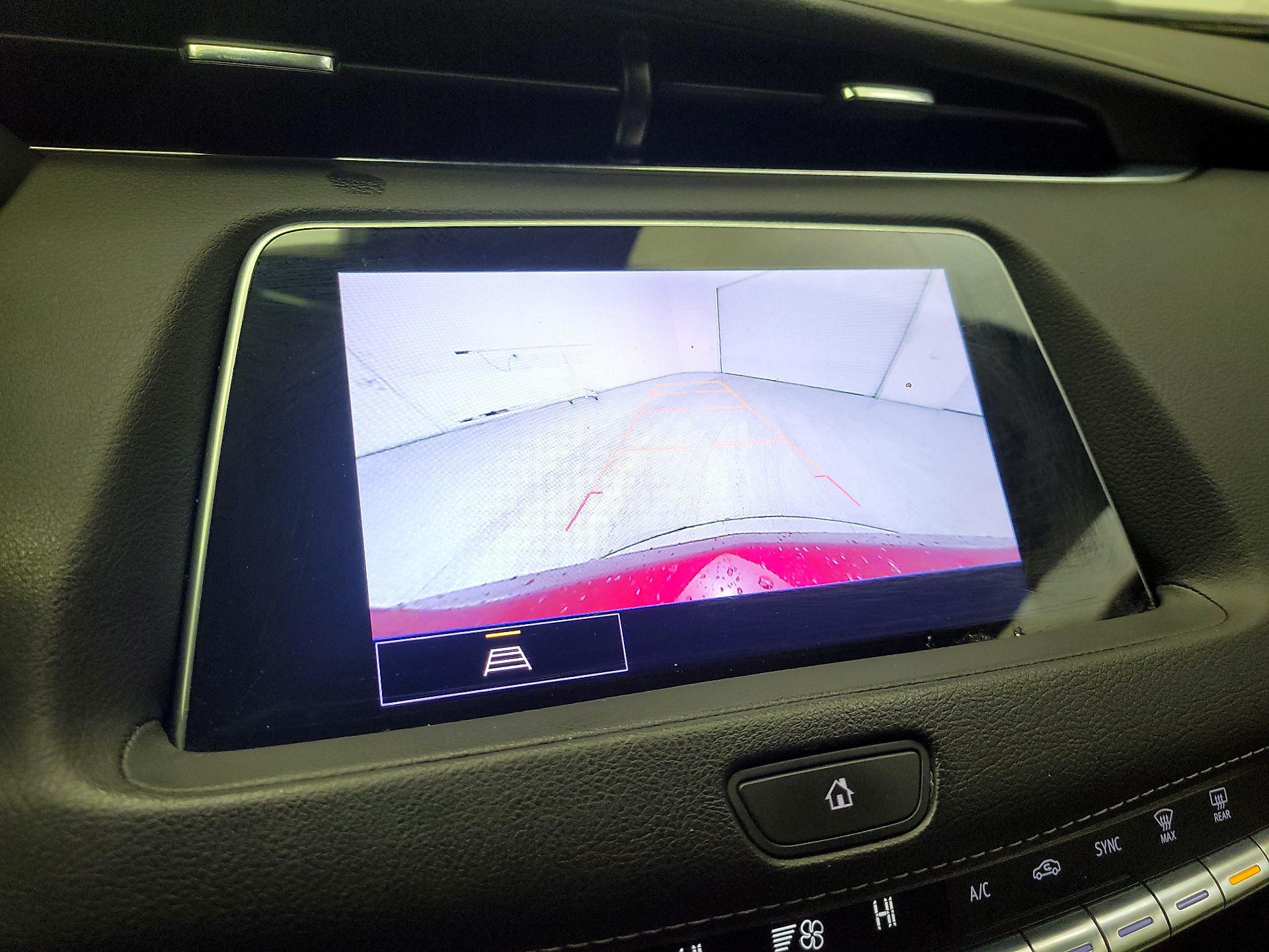 Thumbnail: 2023 Cadillac XT4 - 14