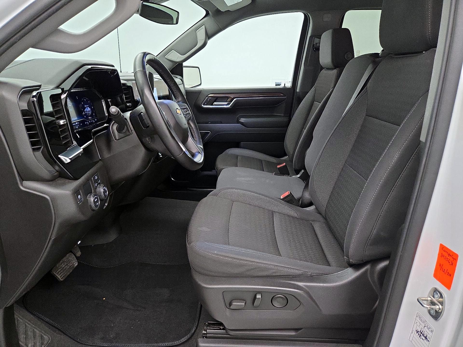 Thumbnail: 2024 Chevrolet Silverado 1500 - 11