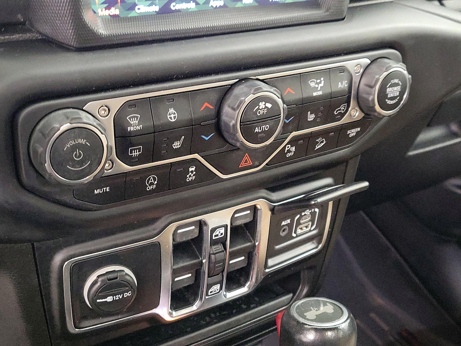 Thumbnail: 2021 Jeep Wrangler - 17