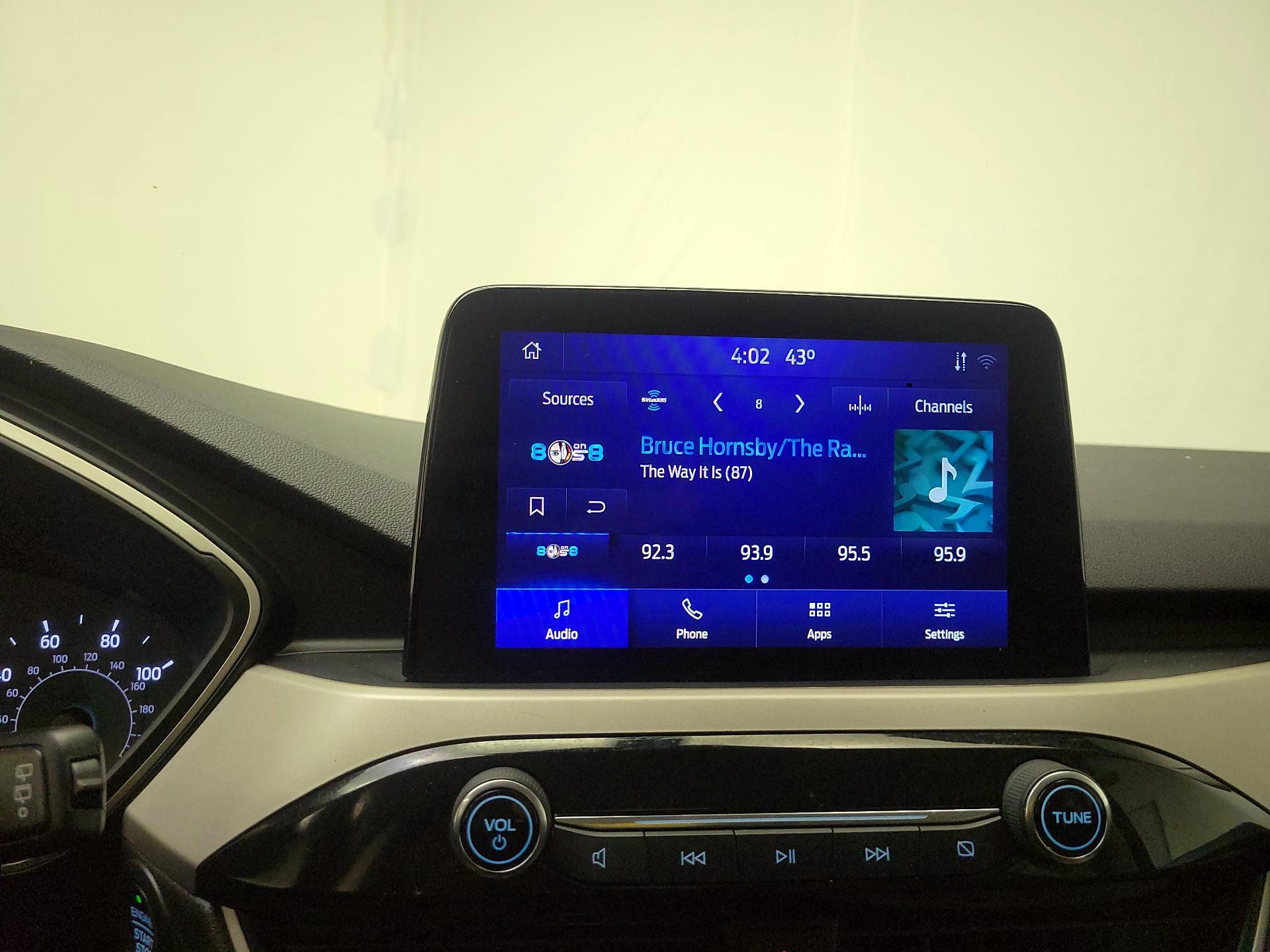 Thumbnail: 2022 Ford Escape - 15