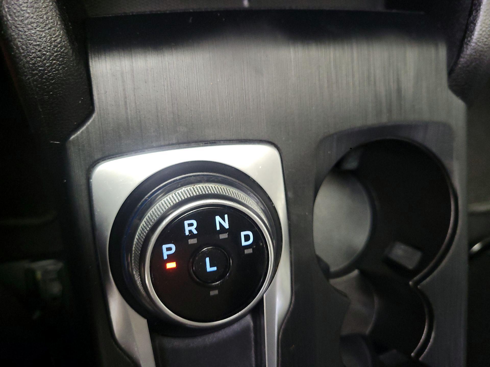 Thumbnail: 2022 Ford Escape - 17