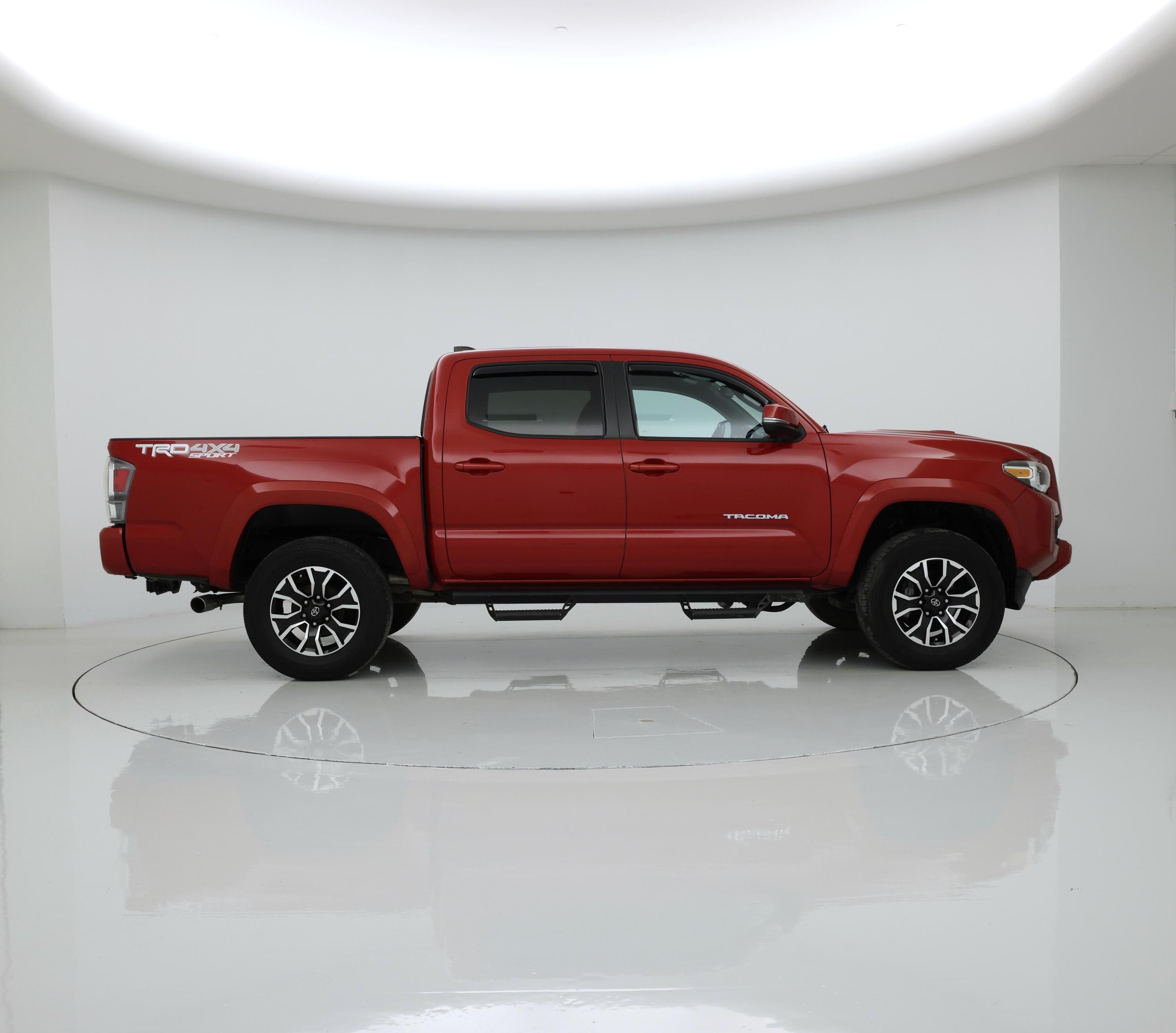 Thumbnail: 2021 Toyota Tacoma - 7