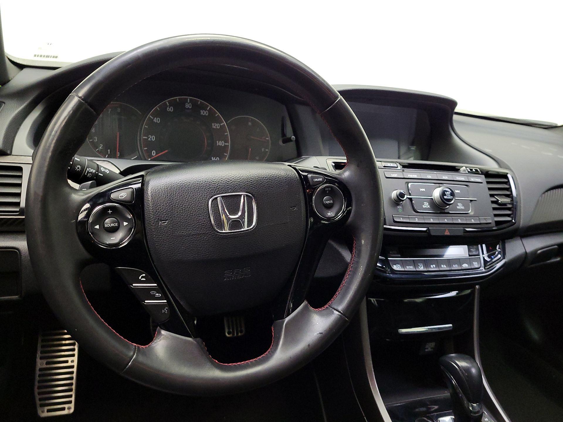 Thumbnail: 2017 Honda Accord - 10