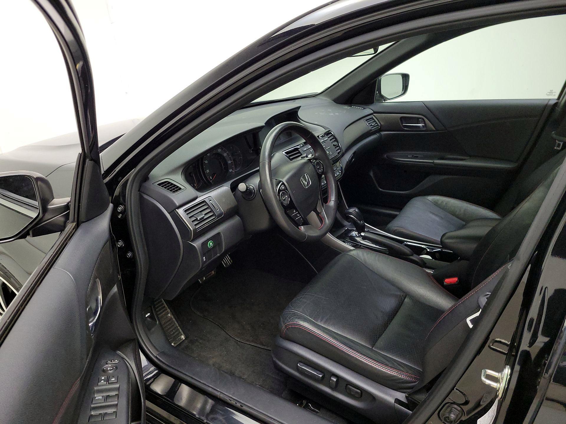 Thumbnail: 2017 Honda Accord - 11