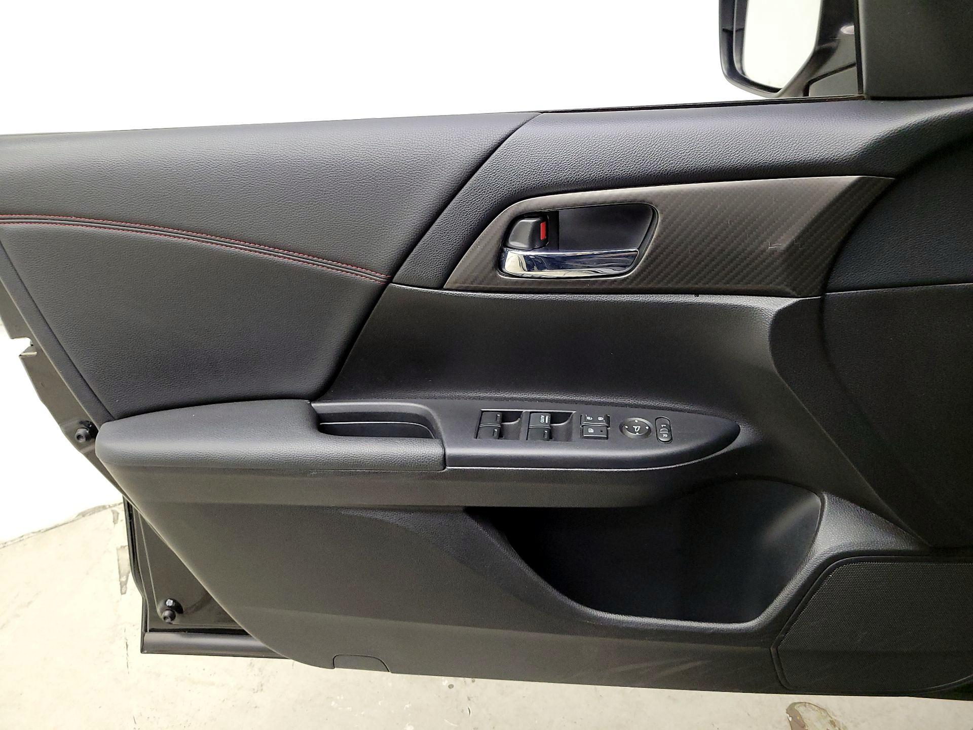 Thumbnail: 2017 Honda Accord - 12