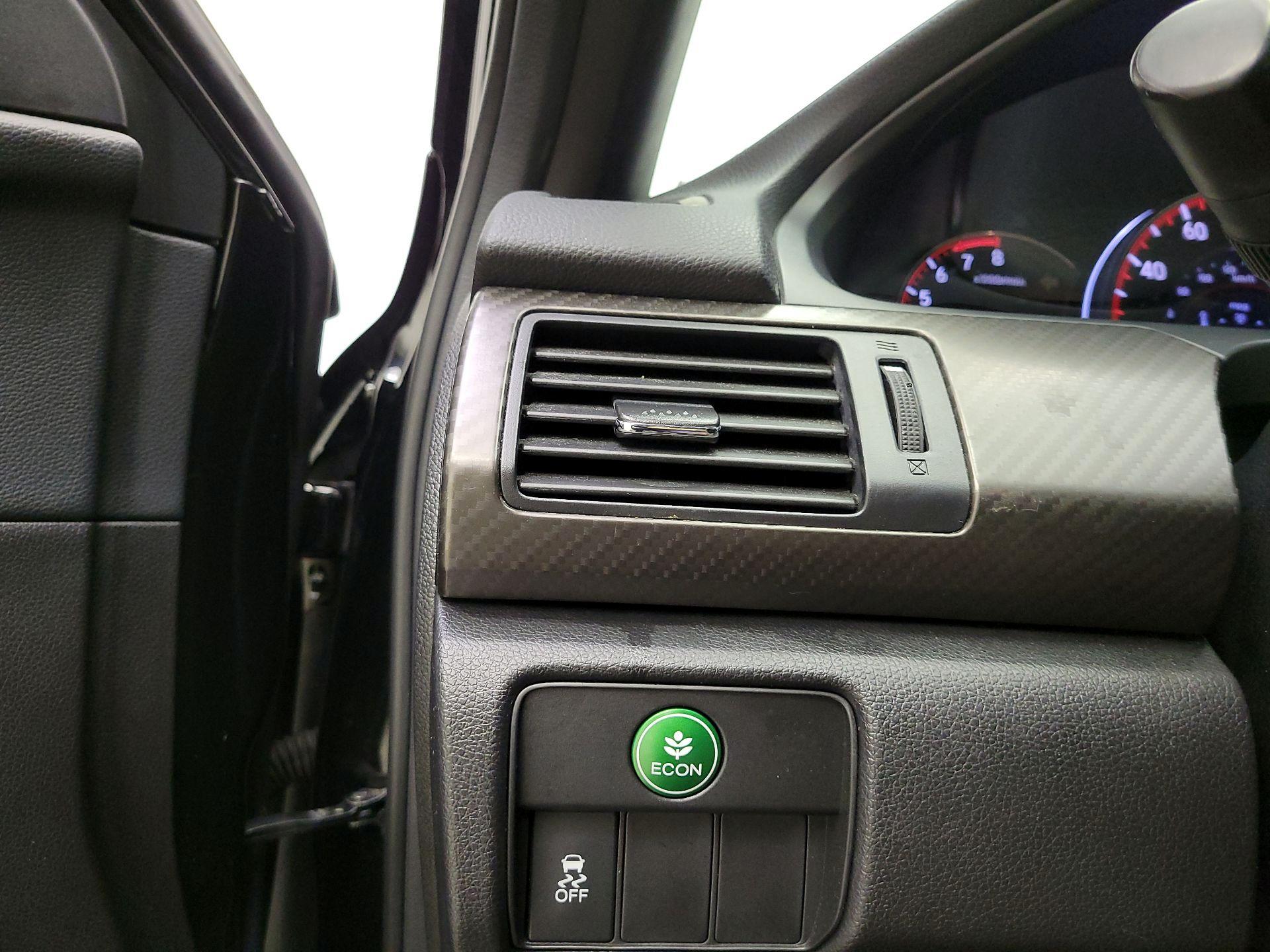 Thumbnail: 2017 Honda Accord - 13