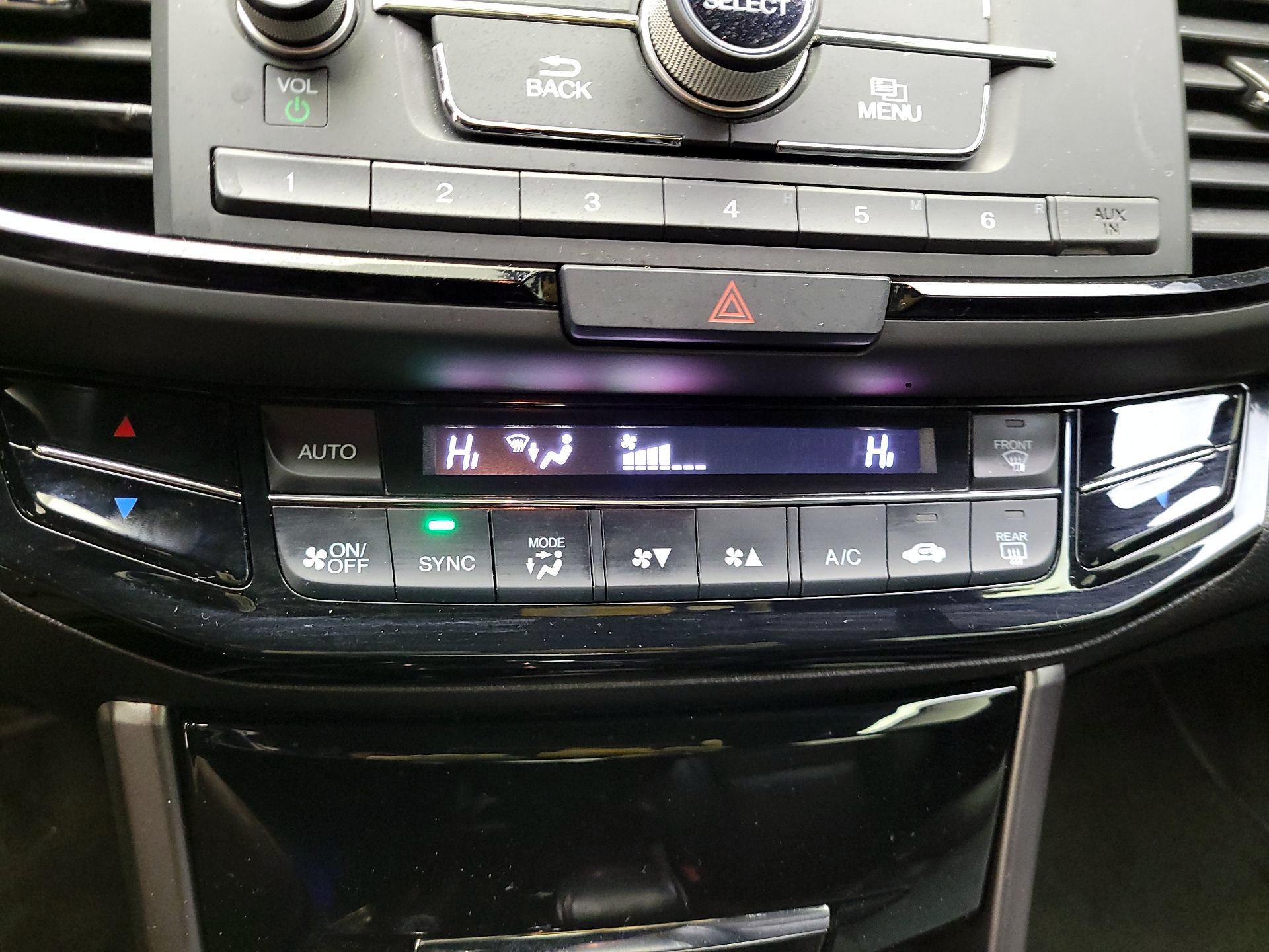 Thumbnail: 2017 Honda Accord - 16